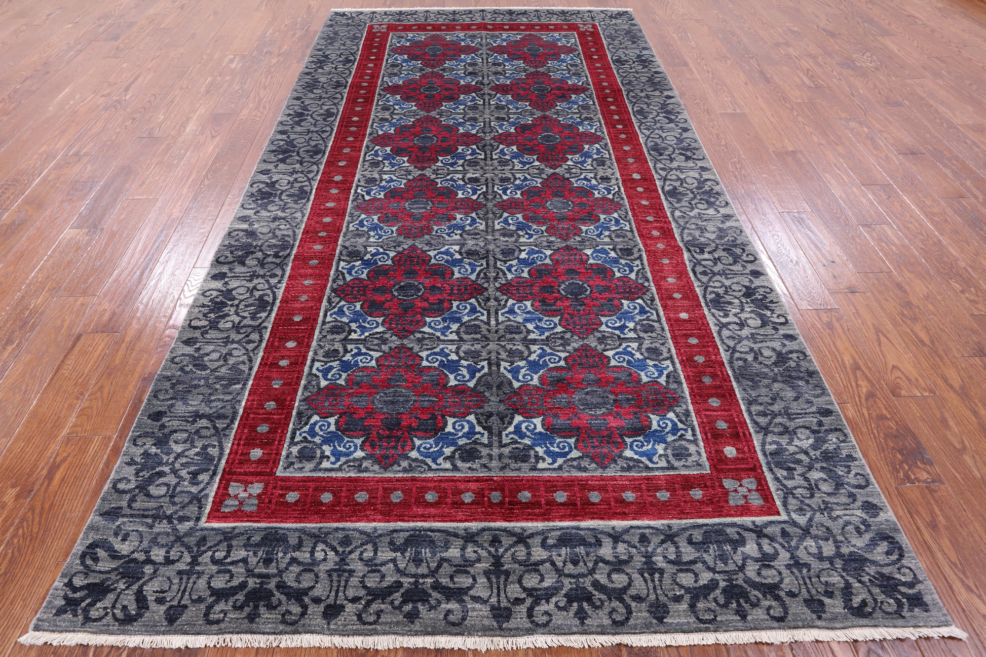 Grey William Morris Hand Knotted Wool Rug - 6' 0" X 11' 2" - Golden Nile