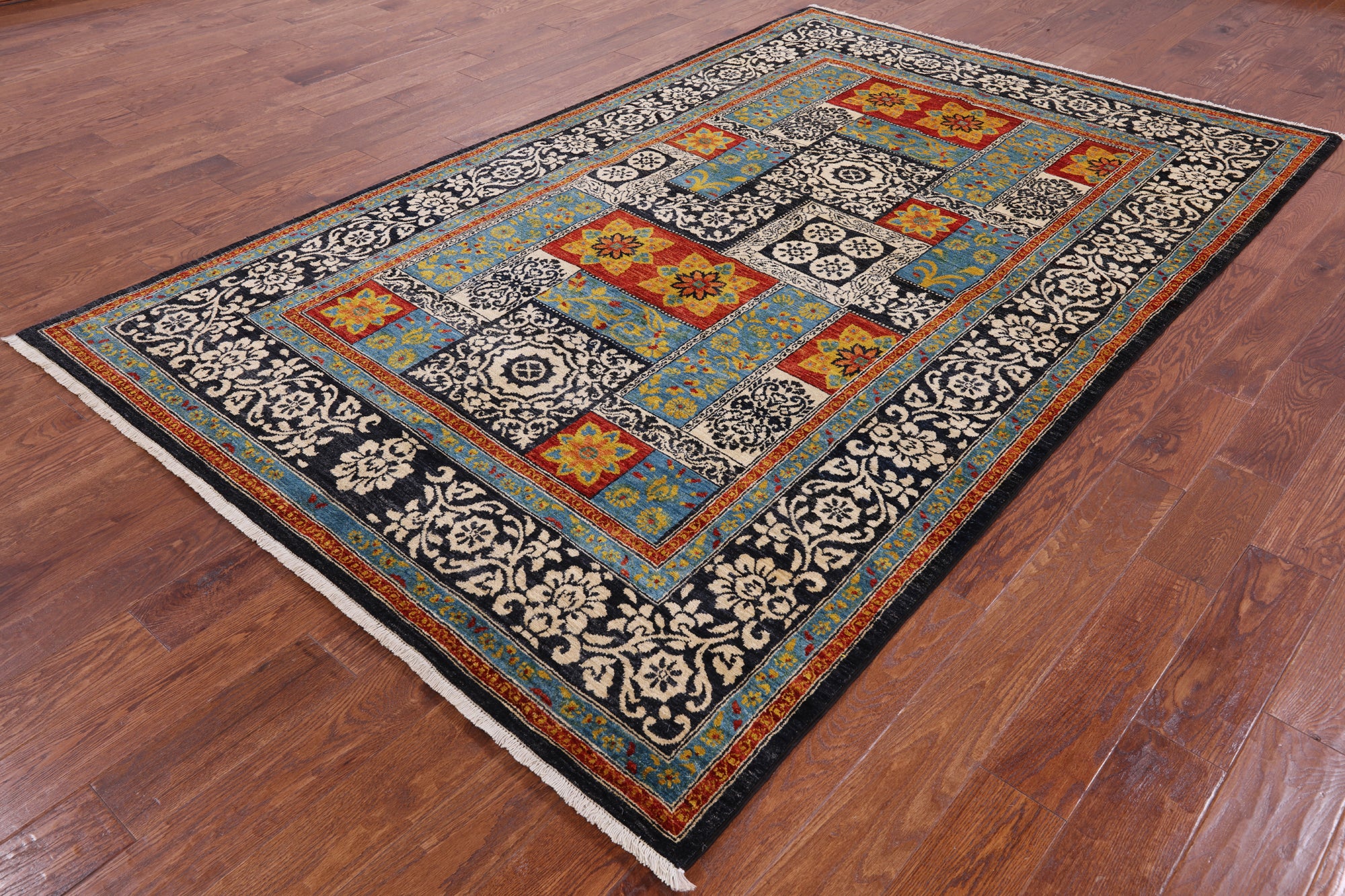 Black William Morris Hand Knotted Wool Area Rug - 6' 0" X 9' 5" - Golden Nile