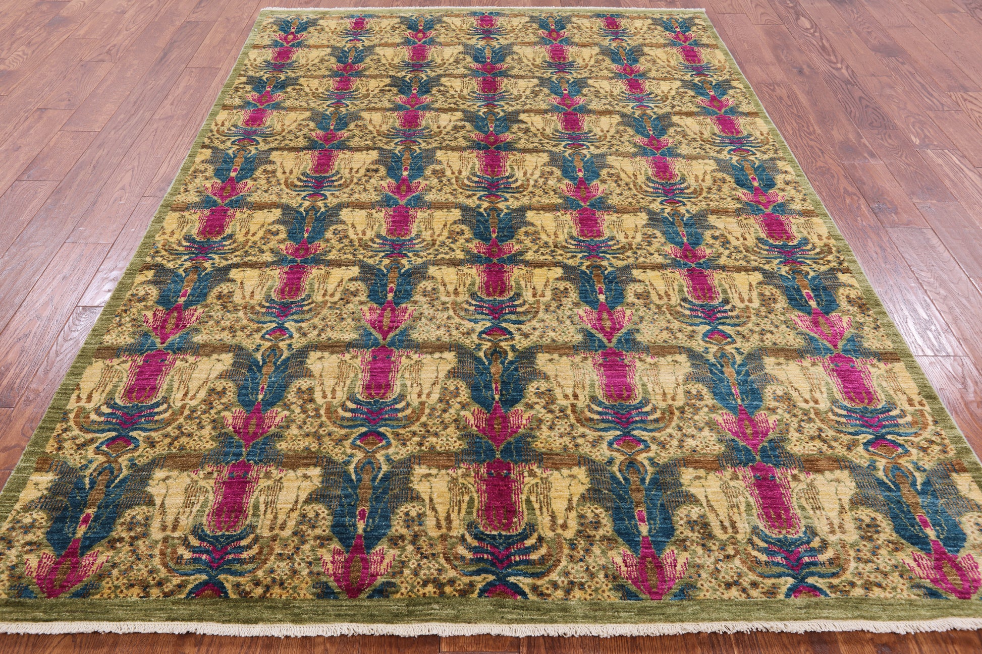 Green William Morris Handmade Wool Area Rug - 6' 0" X 8' 7" - Golden Nile