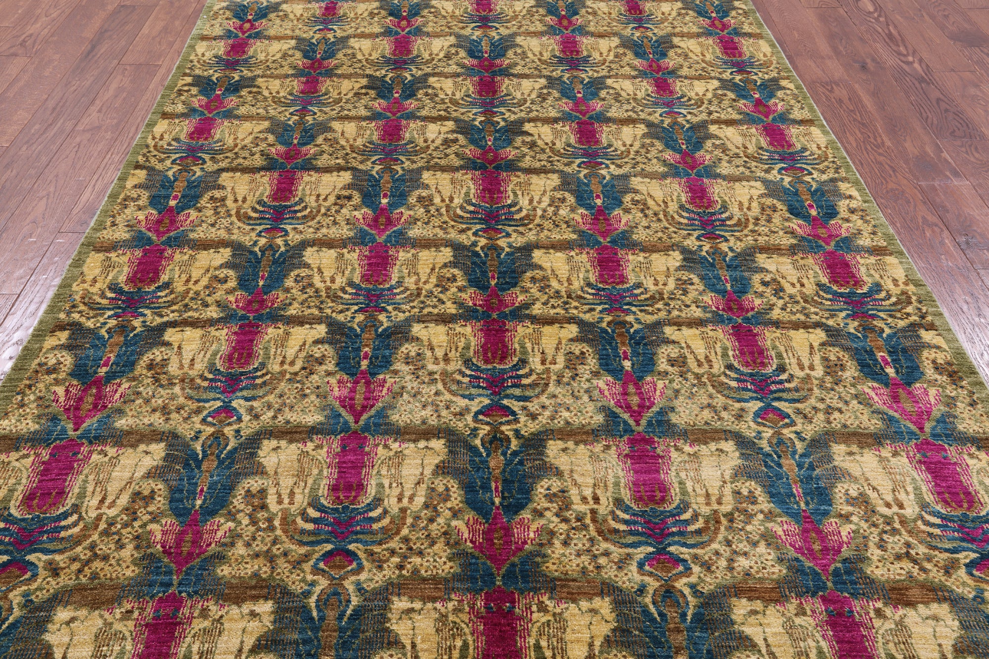 Green William Morris Handmade Wool Area Rug - 6' 0" X 8' 7" - Golden Nile
