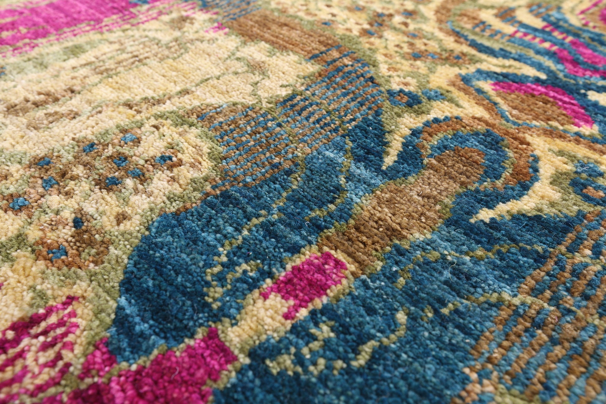 Green William Morris Handmade Wool Area Rug - 6' 0" X 8' 7" - Golden Nile