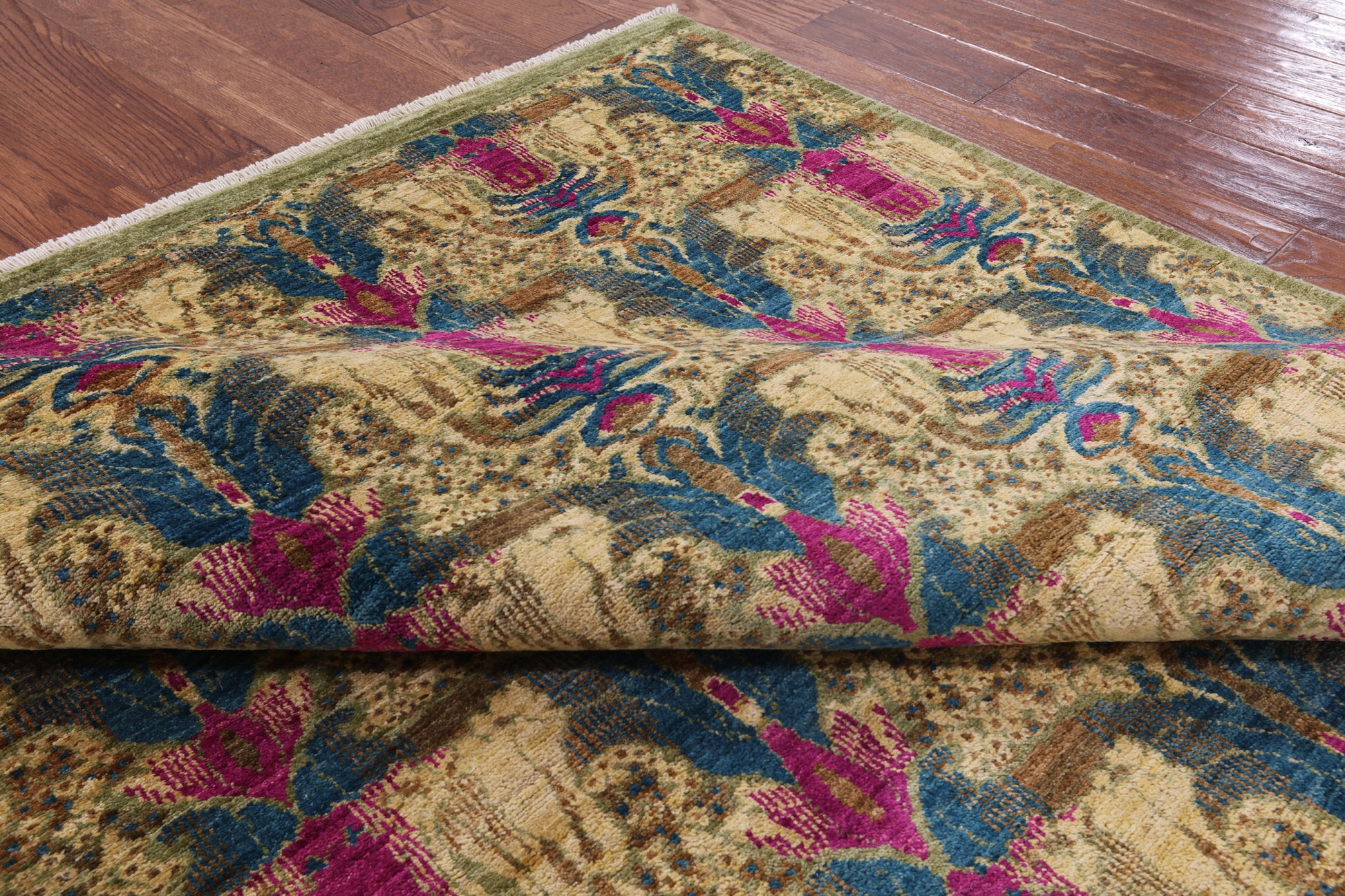 Green William Morris Handmade Wool Area Rug - 6' 0" X 8' 7" - Golden Nile