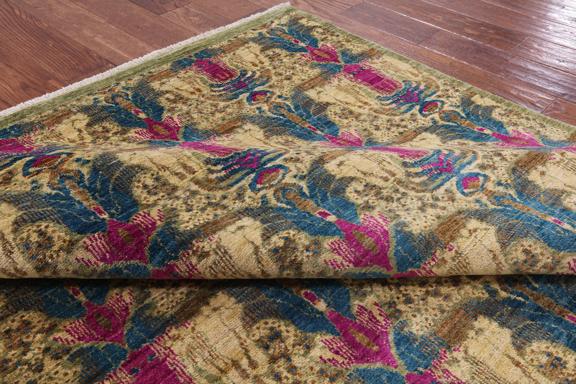 Green William Morris Handmade Wool Area Rug - 6' 0" X 8' 7" - Golden Nile