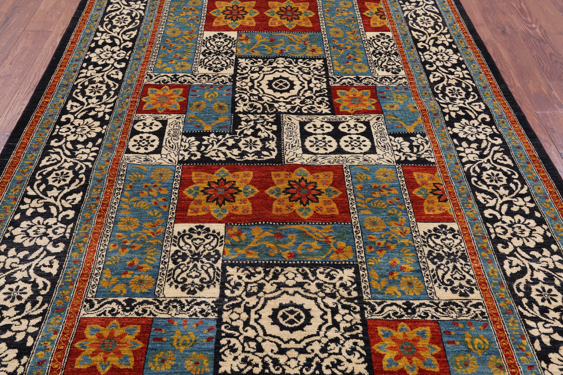 Black William Morris Handmade Wool Area Rug - 6' 1" X 9' 3 - Golden Nile
