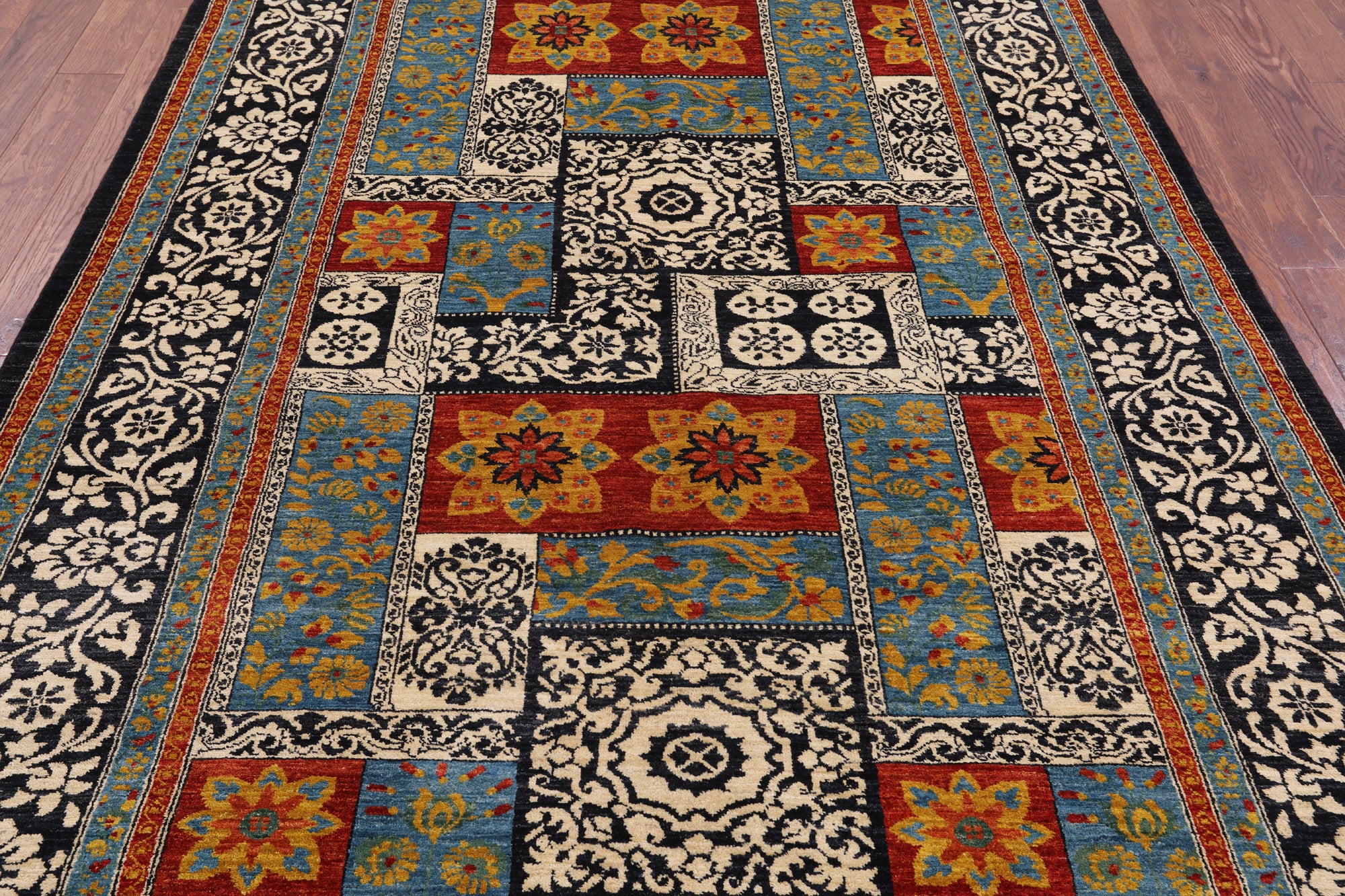Black William Morris Handmade Wool Area Rug - 6' 1" X 9' 3 - Golden Nile