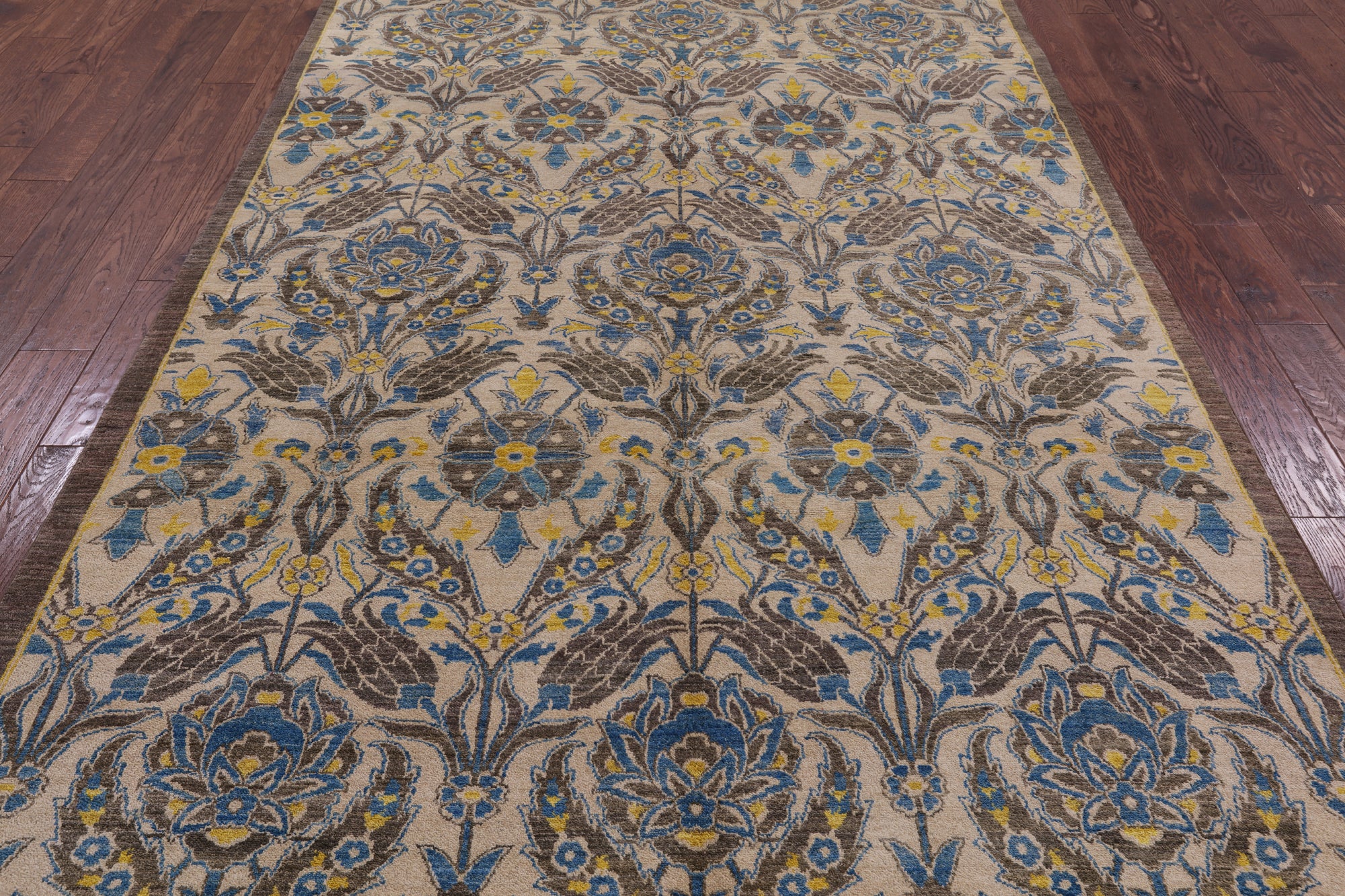 William Morris Handmade Wool Area Rug - 6' 0" X 11' 2" - Golden Nile