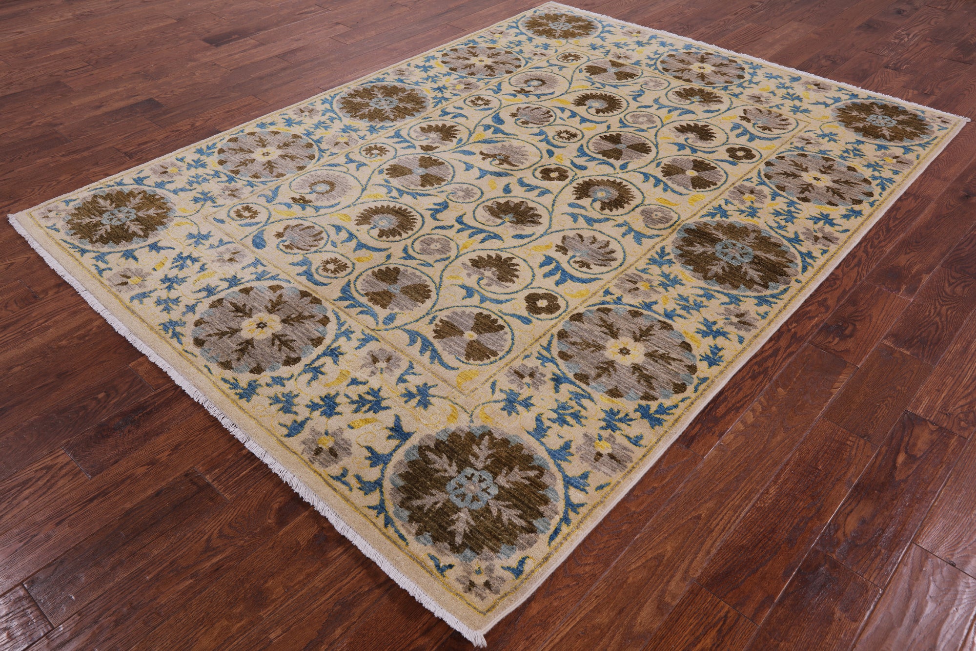 Ivory William Morris Hand Knotted Wool Rug - 6' 3" X 8' 5" - Golden Nile