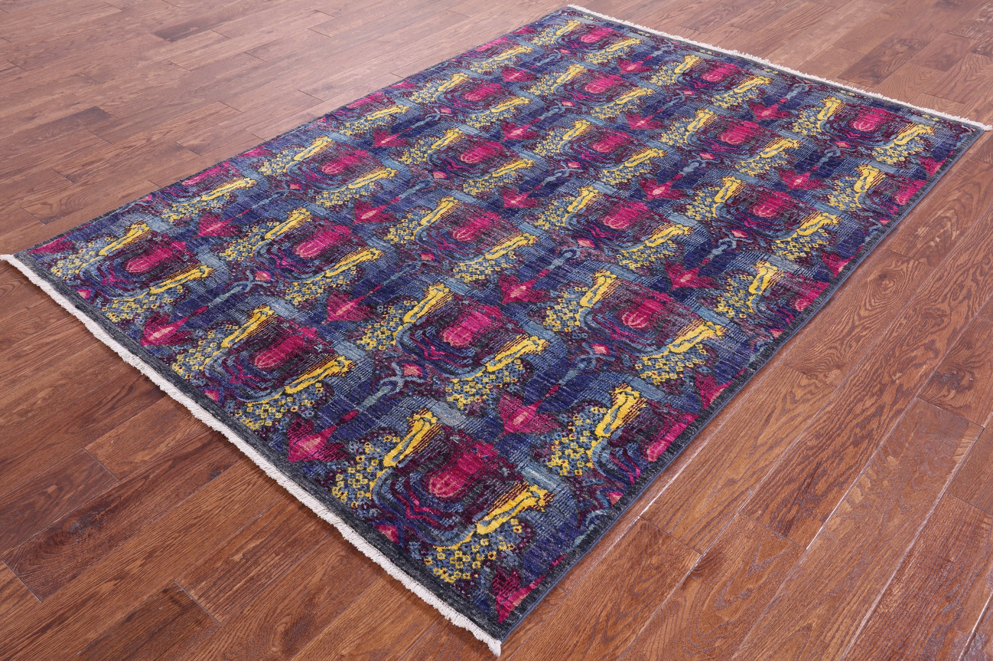 William Morris Handmade Wool Rug - 5' 1" X 7' 2" - Golden Nile