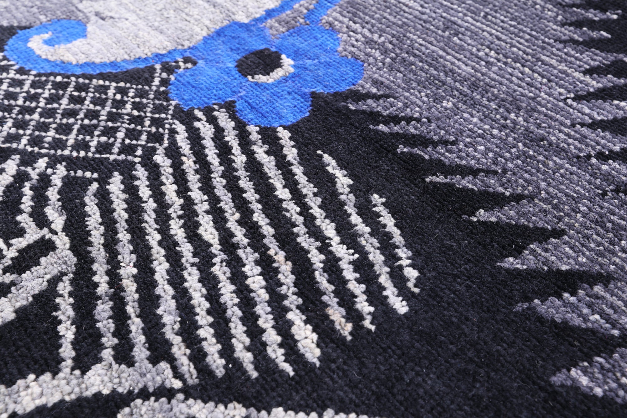 William Morris Handmade Wool Rug - 5' 1" X 8' 1" - Golden Nile