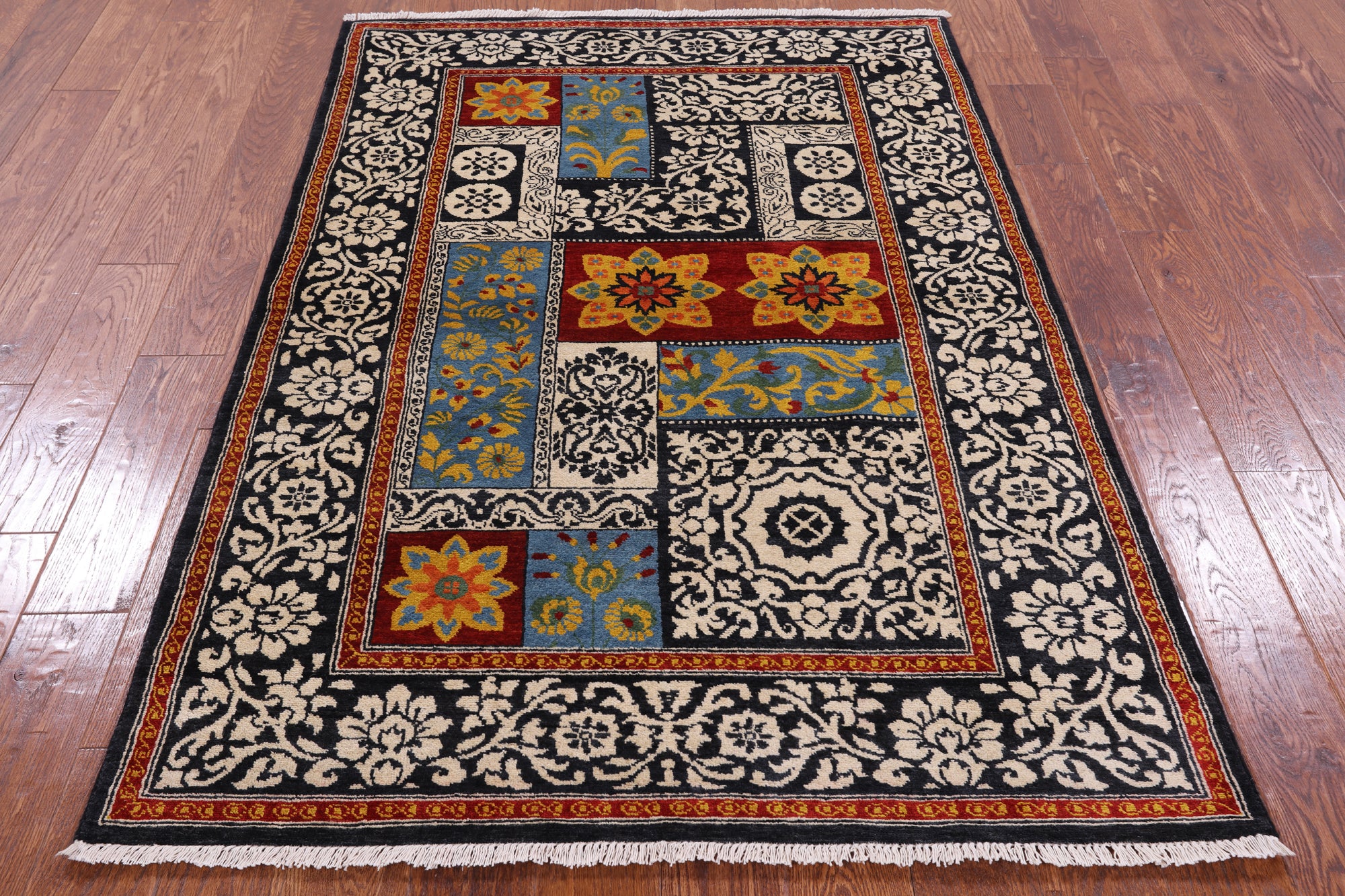 Black William Morris Handmade Wool Area Rug - 4' 1" X 6' 0" - Golden Nile
