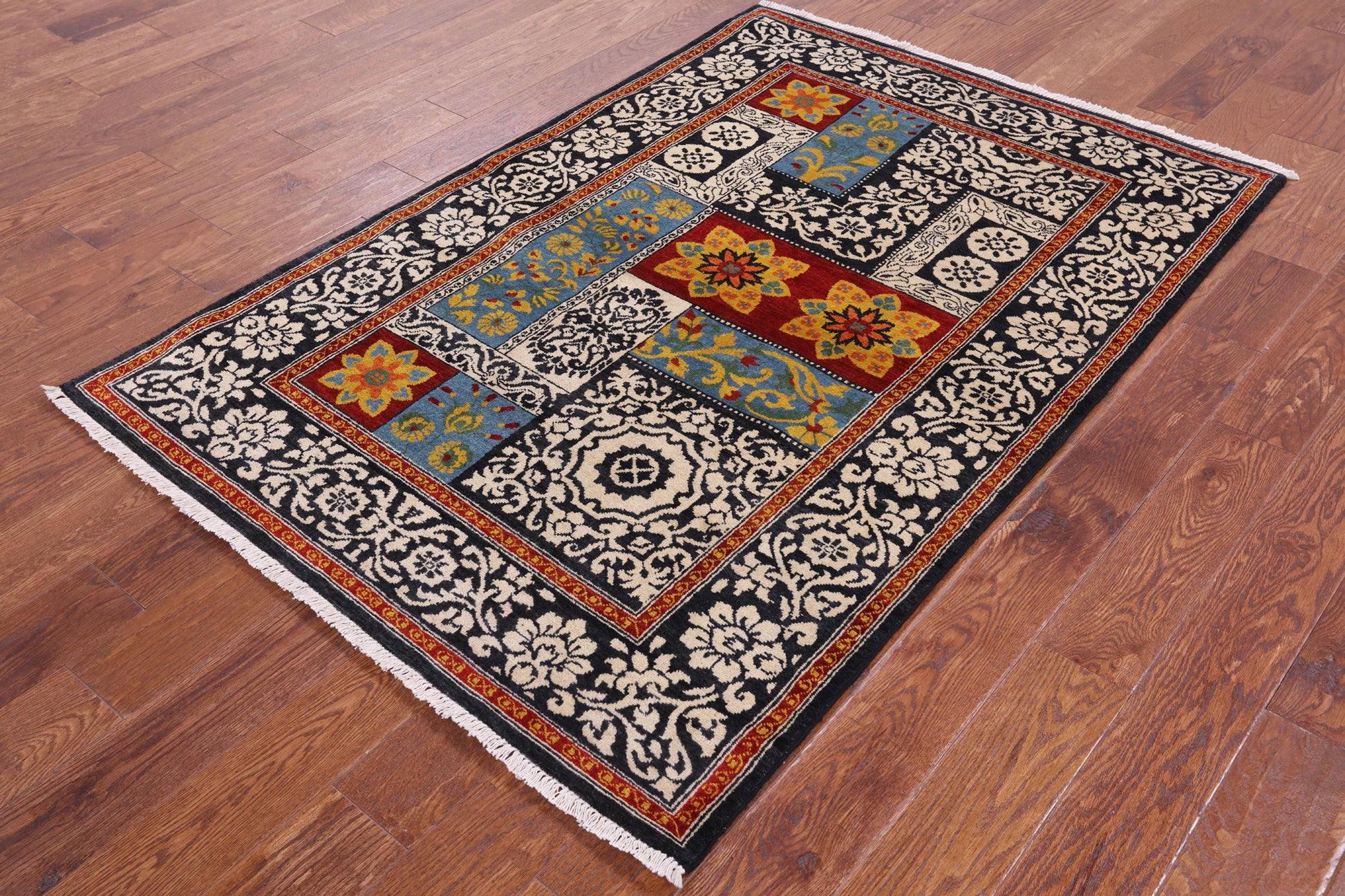 Black William Morris Handmade Wool Area Rug - 4' 1" X 6' 0" - Golden Nile