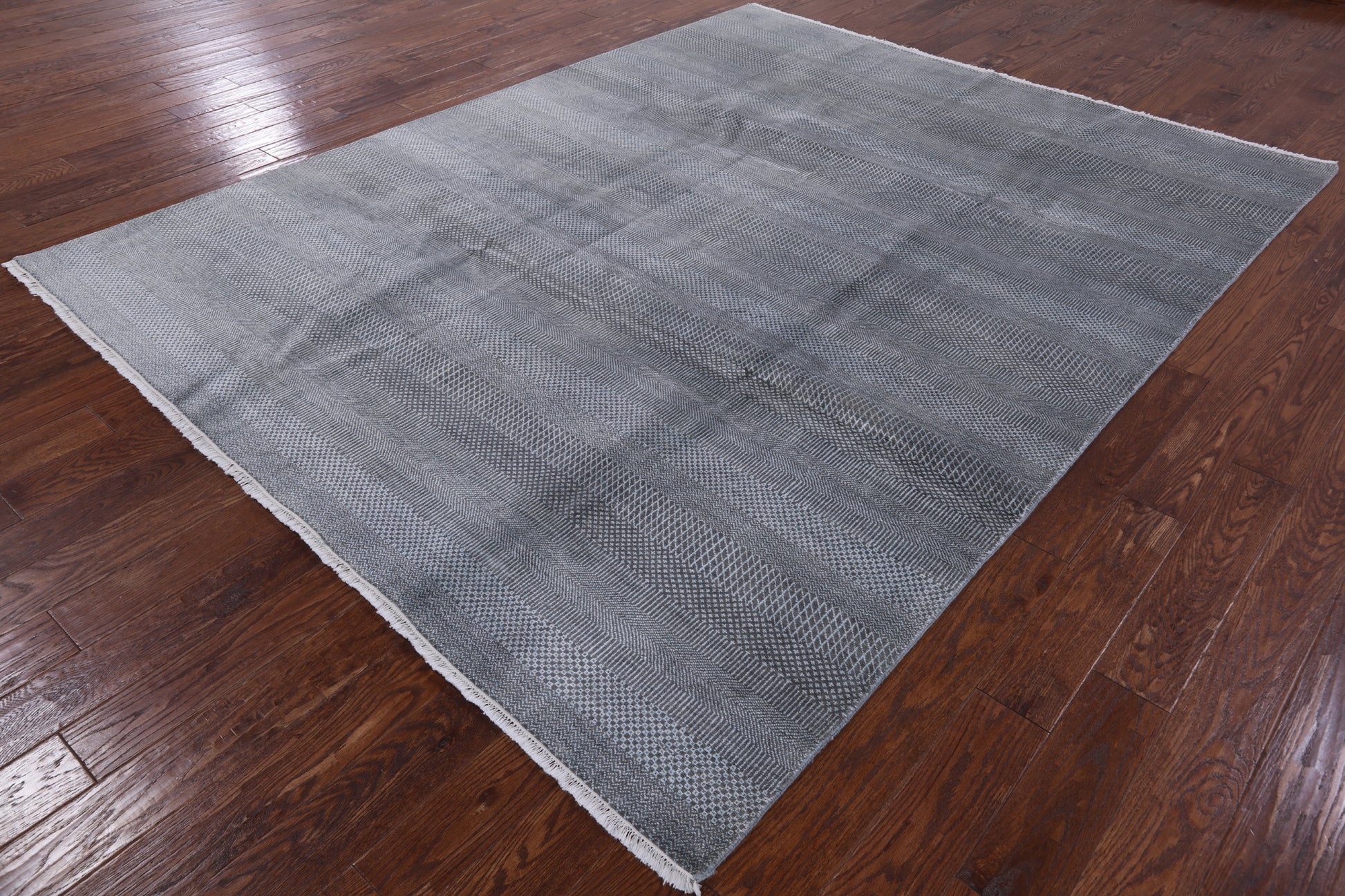 Grey Savannah Hand Knotted Wool & Silk Rug - 7' 9" X 10' 0" - Golden Nile