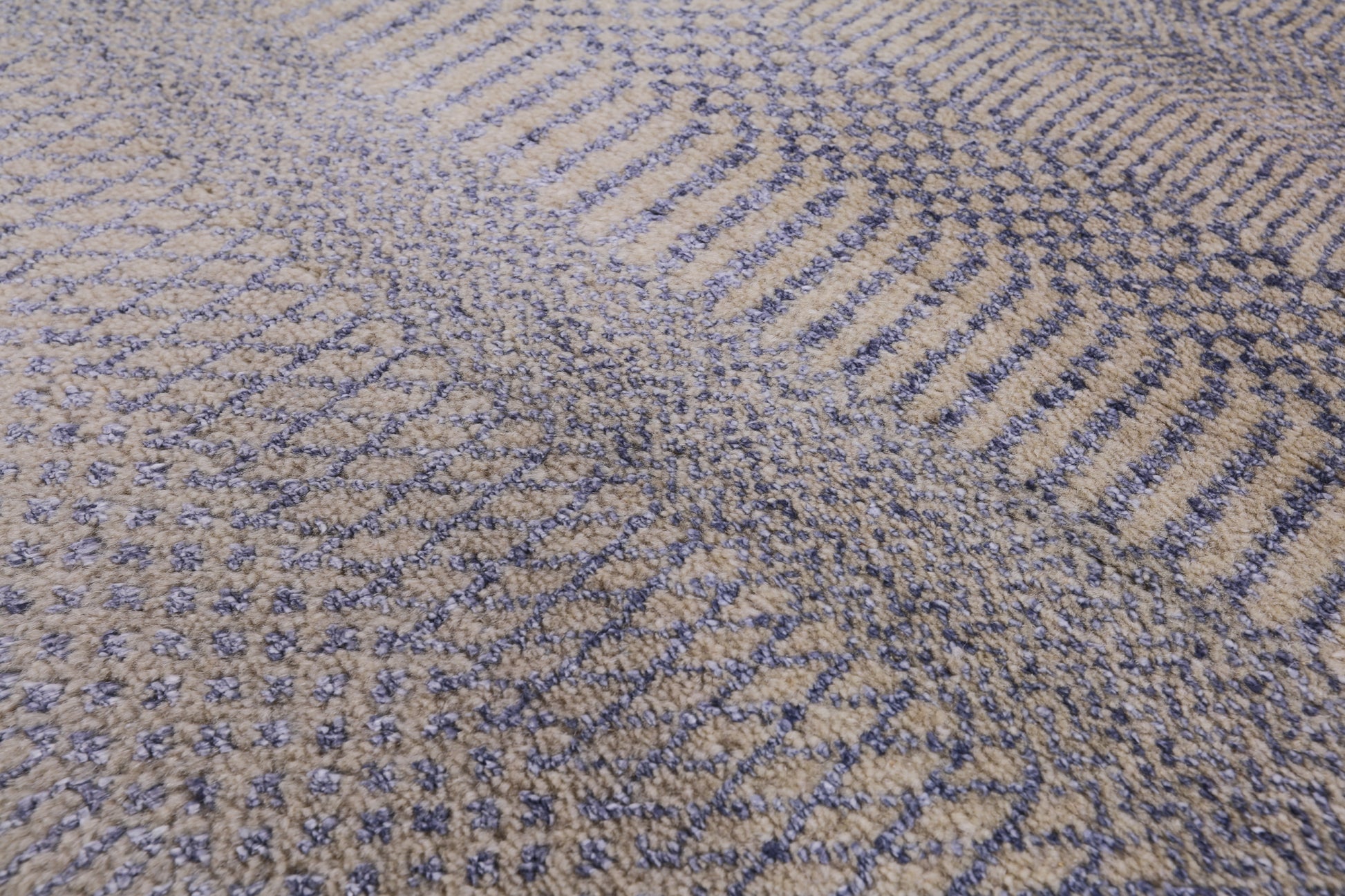 Savannah Grass Hand Knotted Wool & Silk Rug - 8' 0" X 10' 1" - Golden Nile