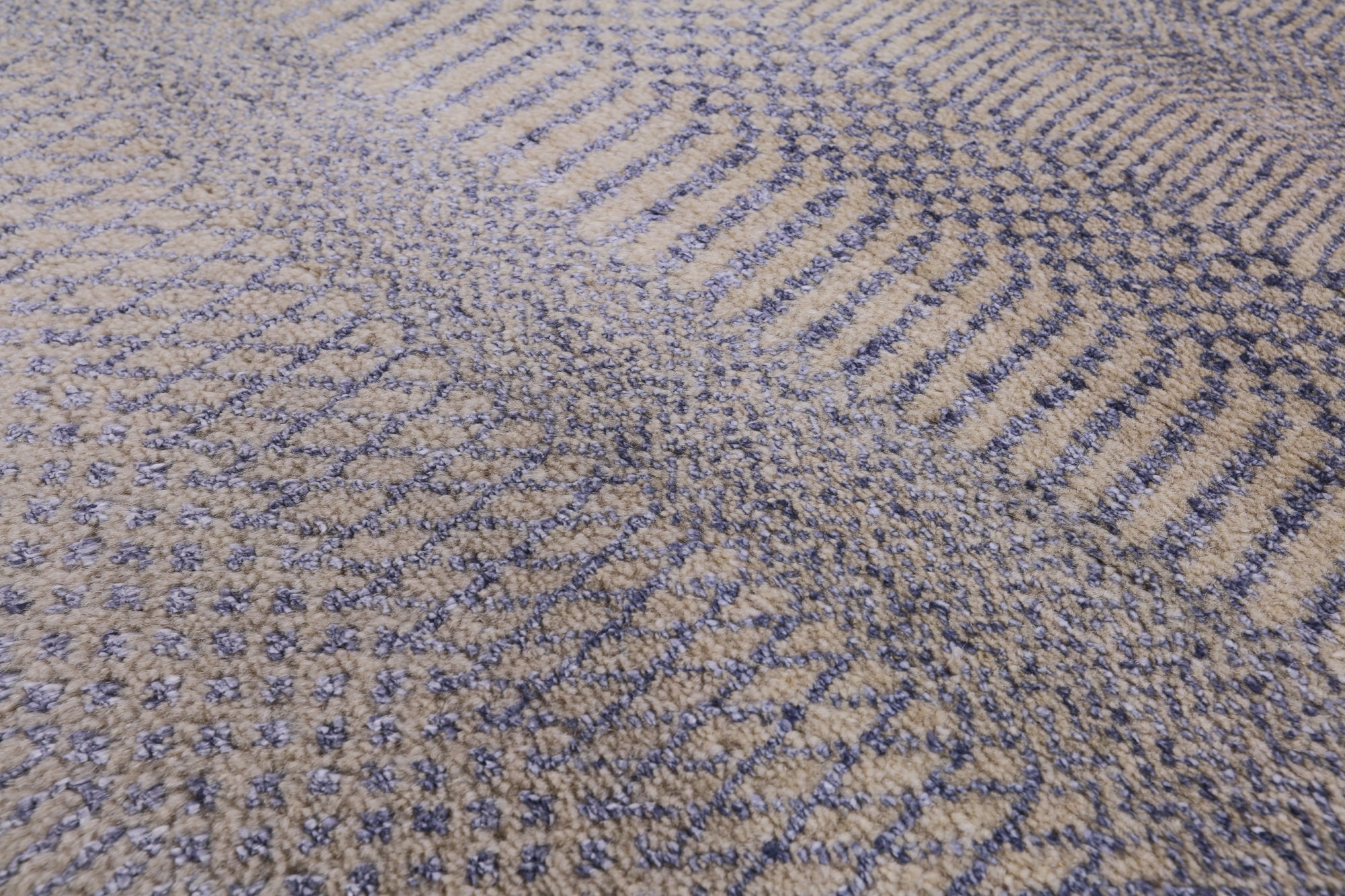 Savannah Grass Hand Knotted Wool & Silk Rug - 8' 0" X 10' 1" - Golden Nile