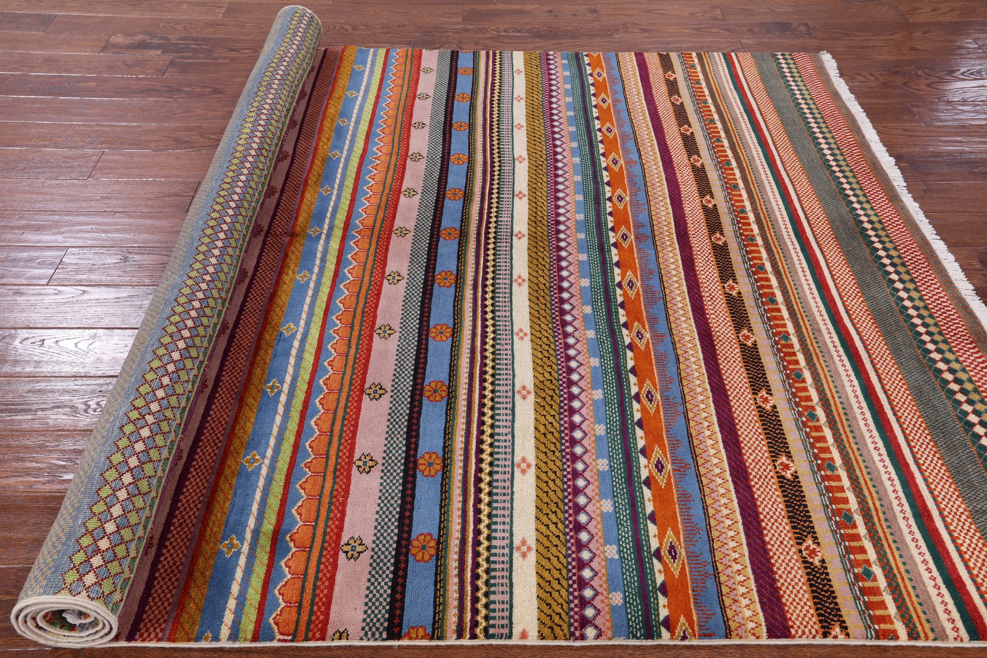 Persian Tribal Gabbeh Hand Knotted Wool Rug - 6' 1" X 8' 9" - Golden Nile