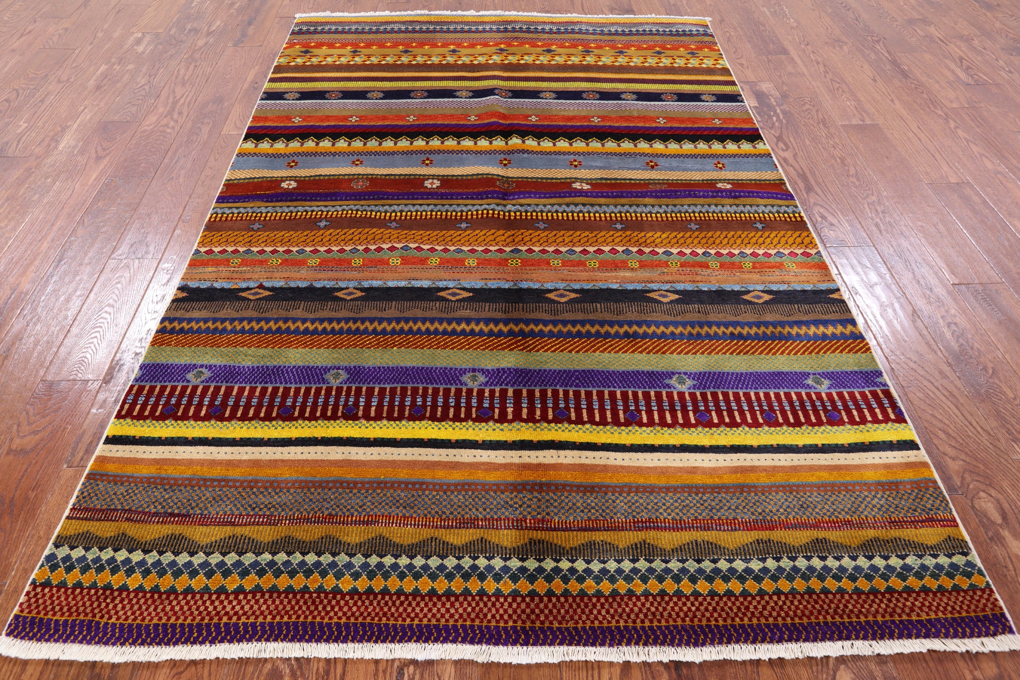 Persian Gabbeh Handmade Wool Rug - 5' 2" X 7' 9" - Golden Nile