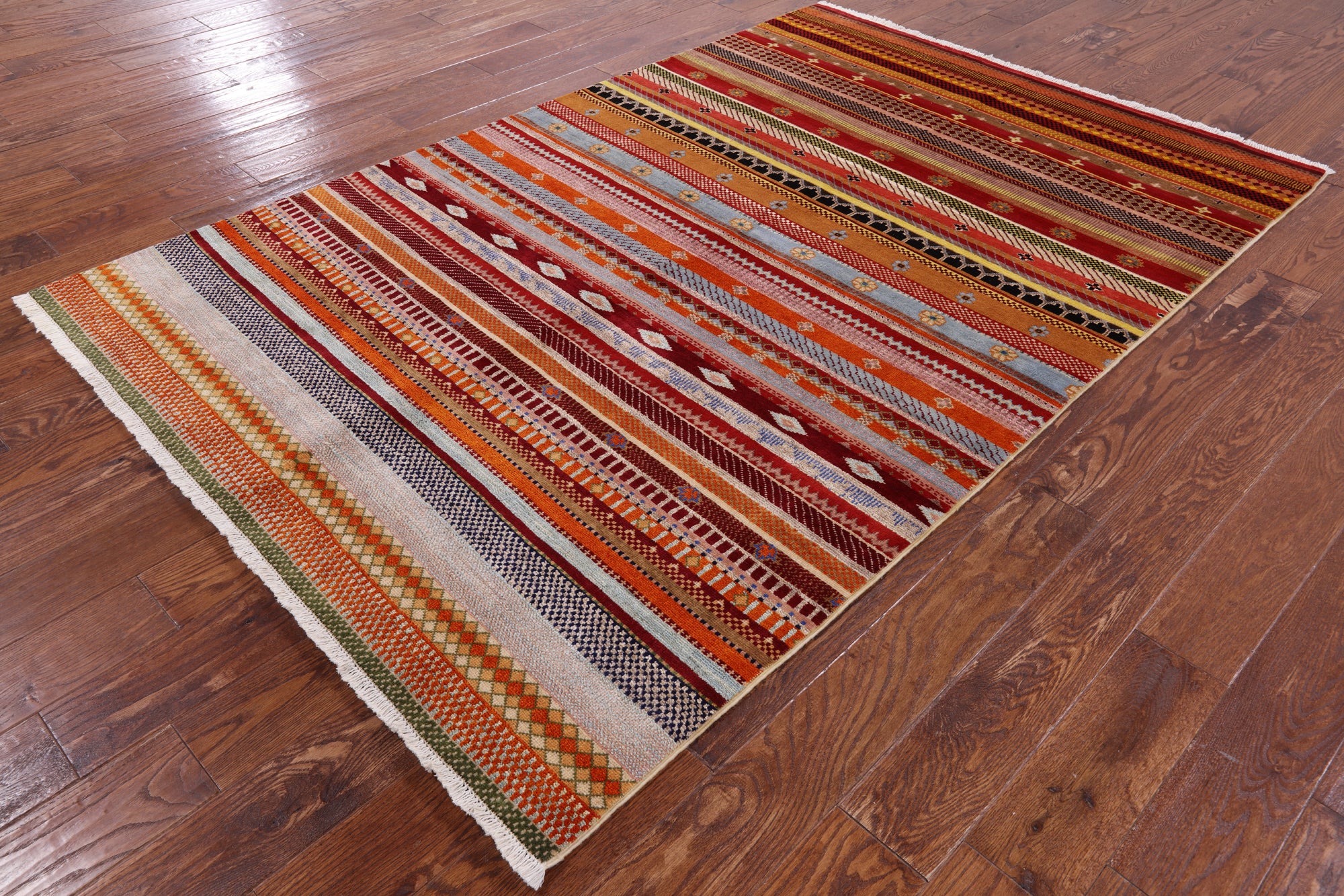 Persian Gabbeh Handmade Wool Rug - 5' 0" X 7' 6" - Golden Nile