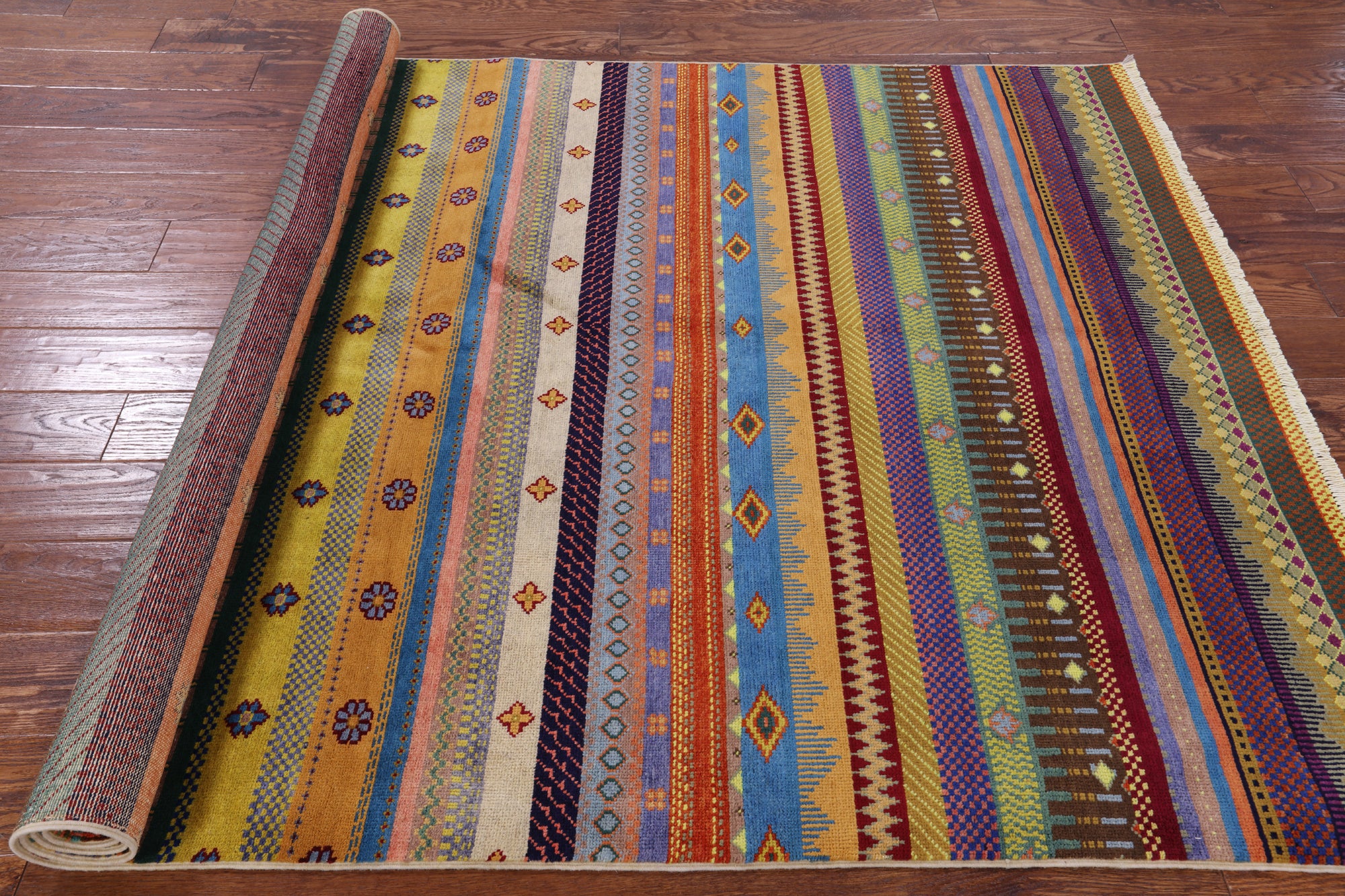 Persian Gabbeh Hand Knotted Wool Rug - 5' 0" X 7' 7" - Golden Nile