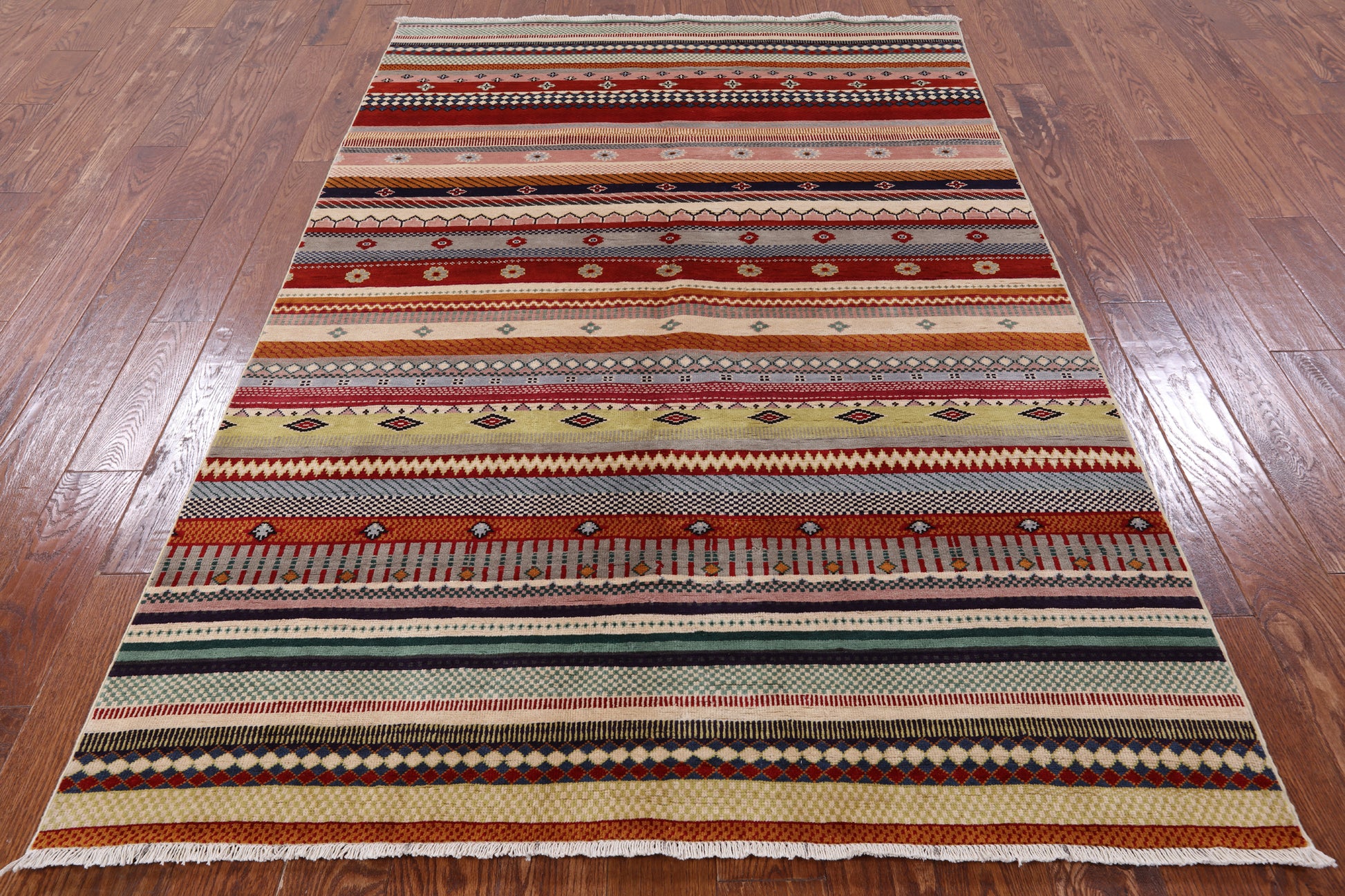 Tribal Gabbeh Handmade Wool Rug - 5' 0" X 7' 6" - Golden Nile