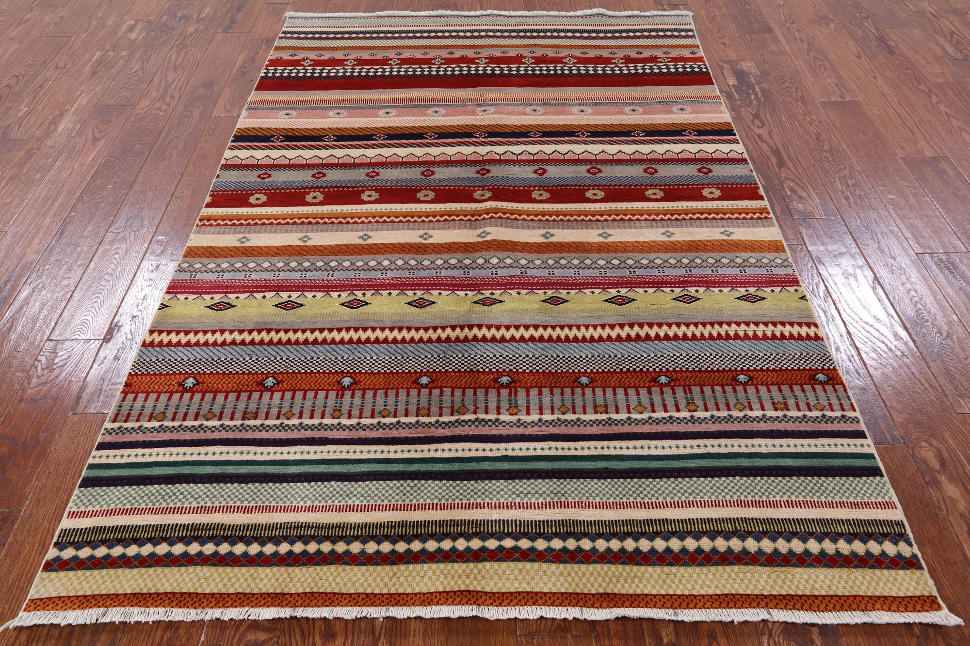 Tribal Gabbeh Handmade Wool Rug - 5' 0" X 7' 6" - Golden Nile