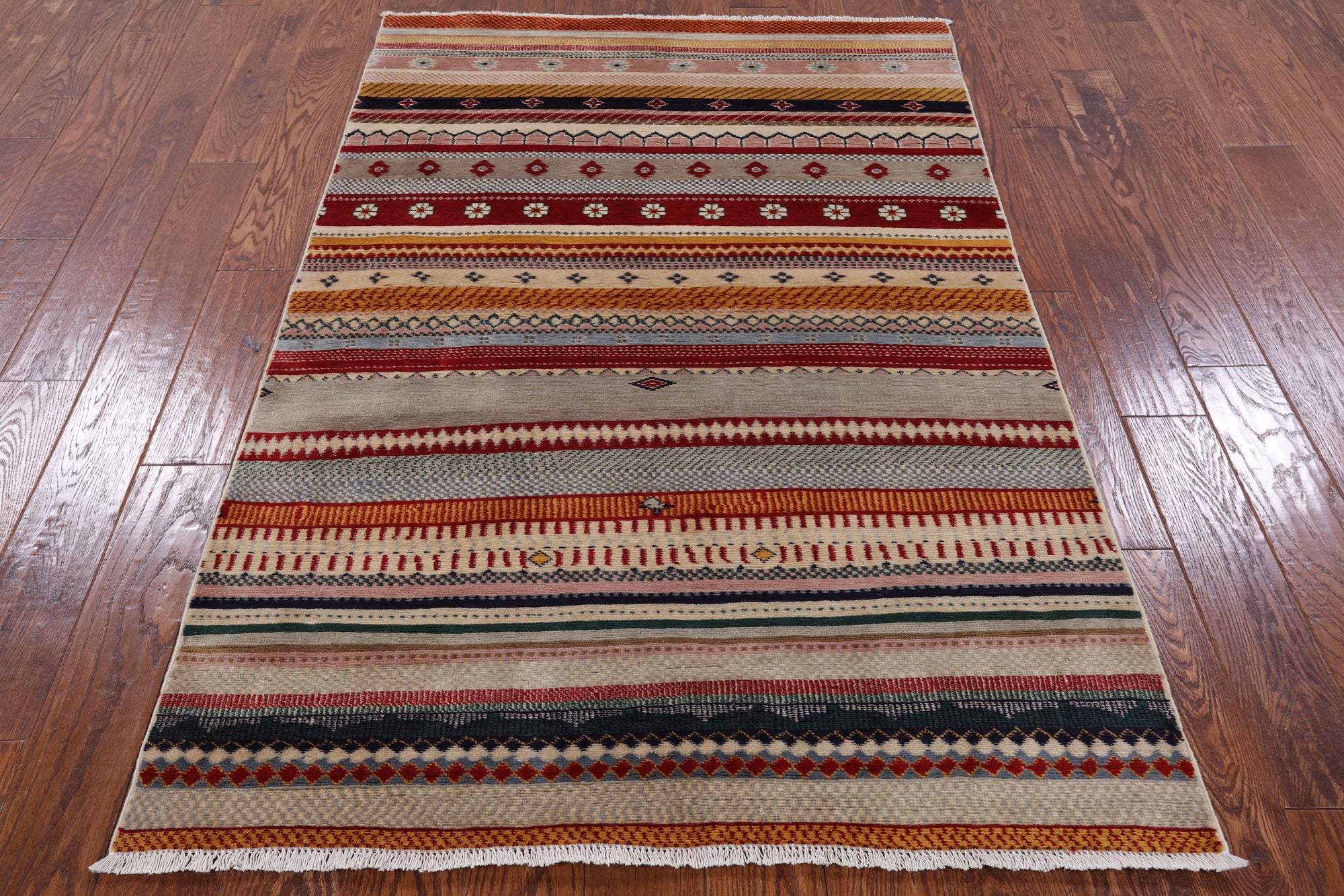 Tribal Gabbeh Handmade Wool Rug - 4' 0" X 6' 0" - Golden Nile