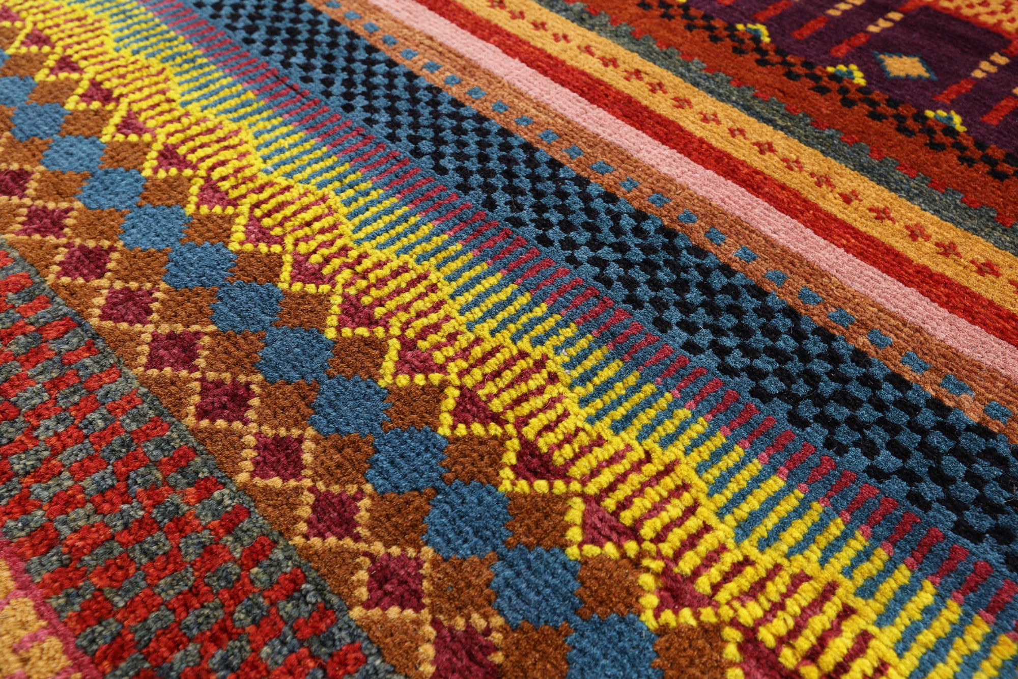 Persian Gabbeh Tribal Handmade Wool Rug - 4' 2" X 6' 0" - Golden Nile