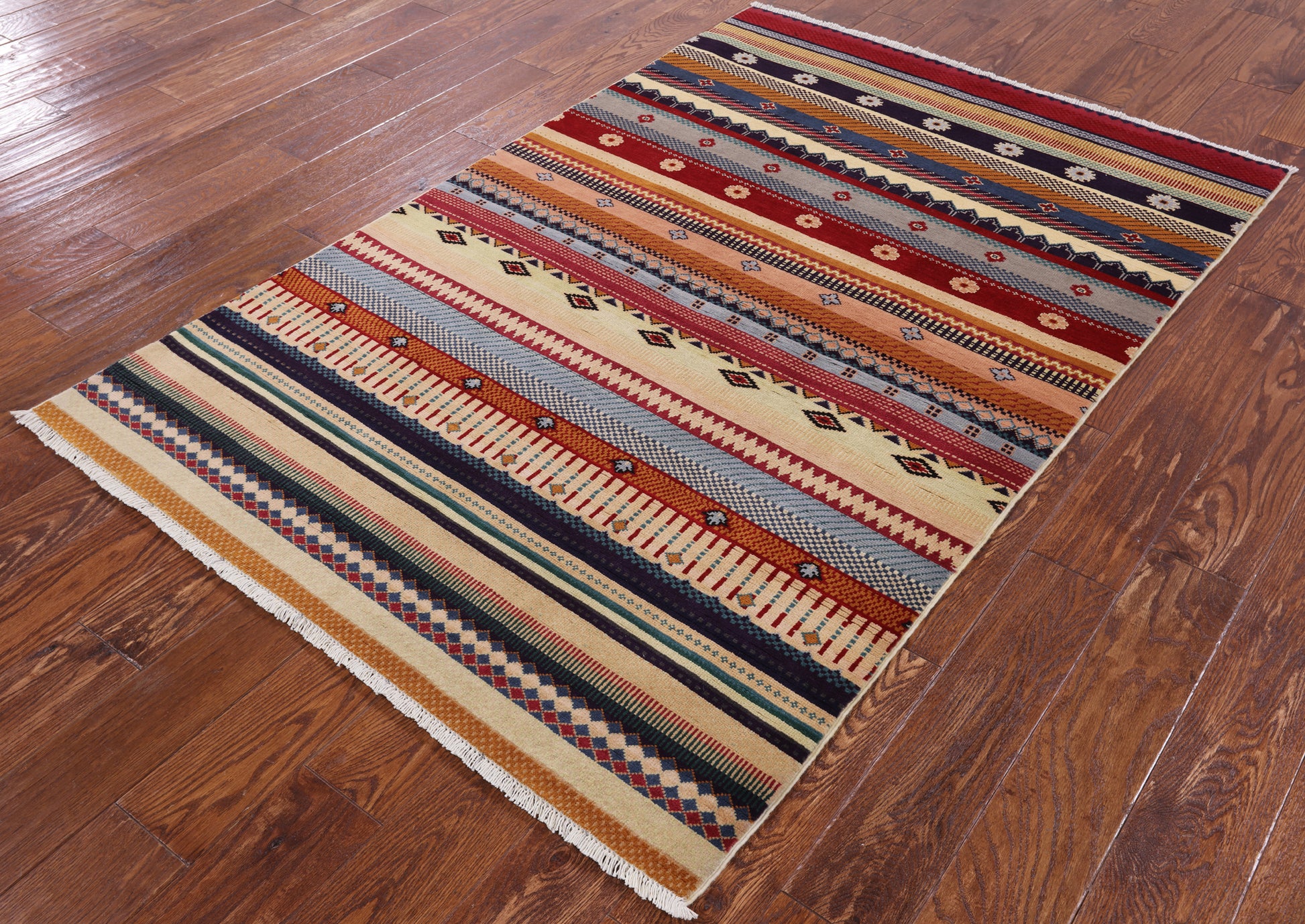Persian Gabbeh Hand Knotted Wool Area Rug - 4' 0" X 6' 2" - Golden Nile