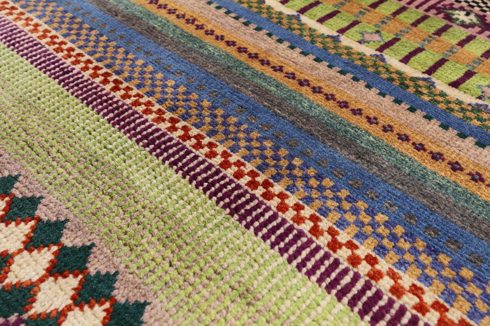 Persian Gabbeh Handmade Wool Rug - 3' 8" X 6' 1" - Golden Nile
