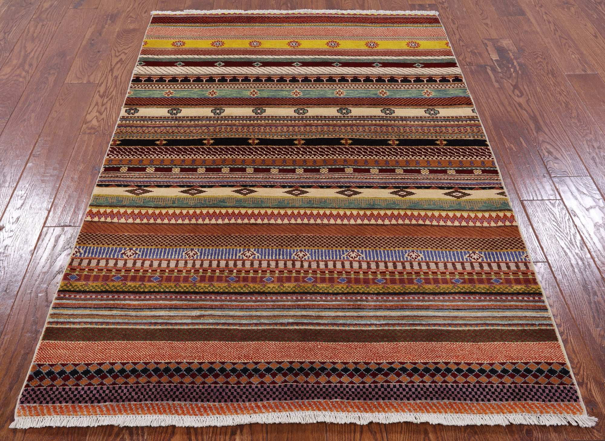 Persian Gabbeh Hand Knotted Wool Rug - 4' 2" X 6' 2" - Golden Nile
