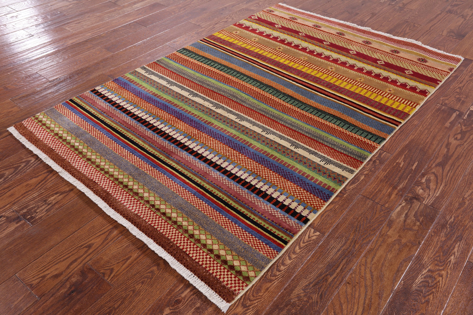 Tribal Persian Gabbeh Handmade Wool Rug - 4' 1" X 6' 3" - Golden Nile
