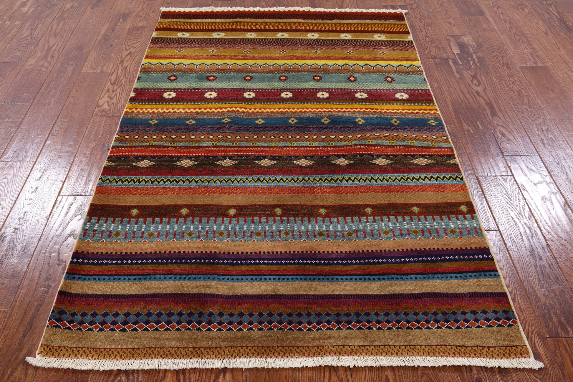 Persian Gabbeh Hand-Knotted Wool Rug - 4' 1" X 6' 3" - Golden Nile