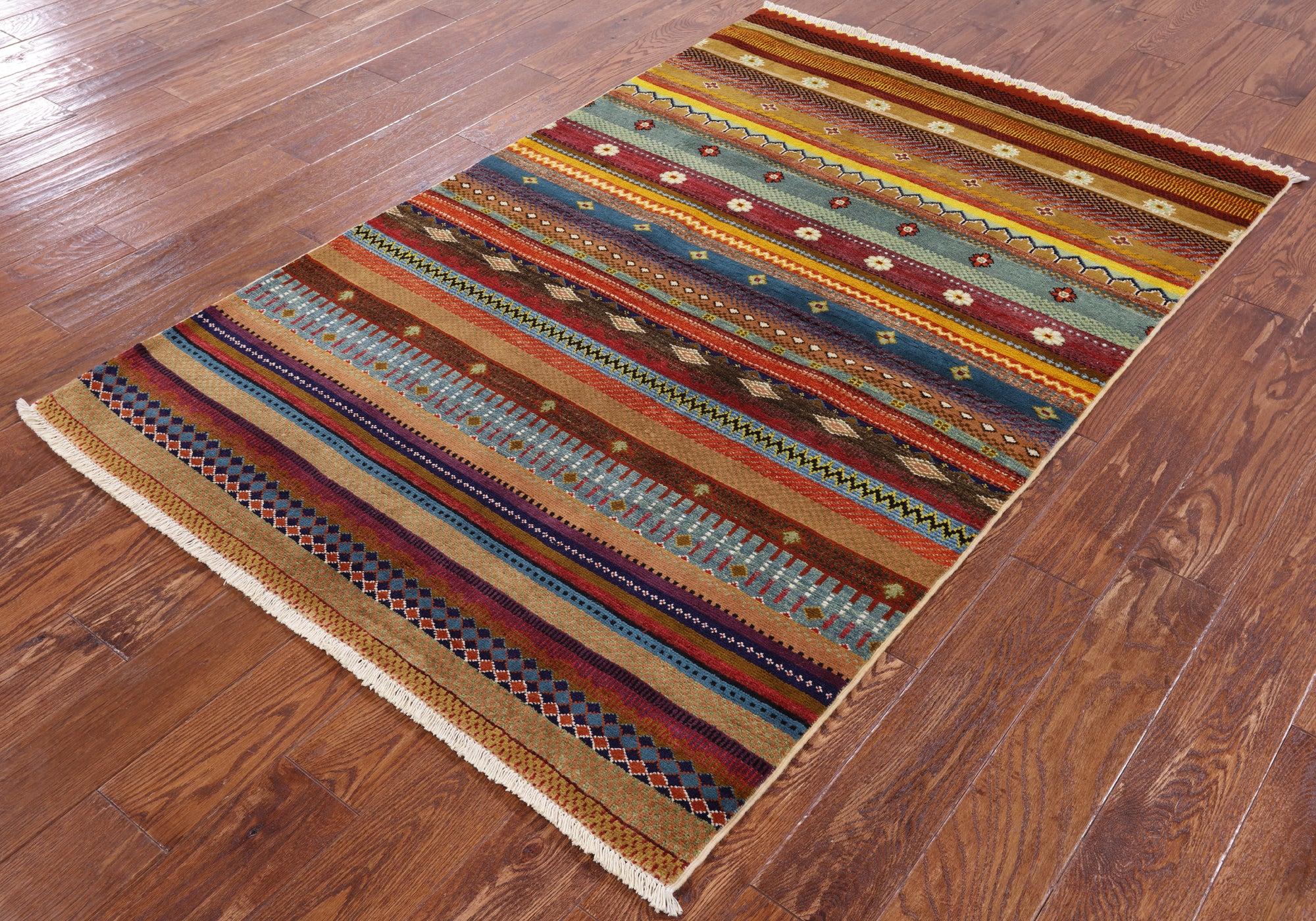 Persian Gabbeh Hand-Knotted Wool Rug - 4' 1" X 6' 3" - Golden Nile