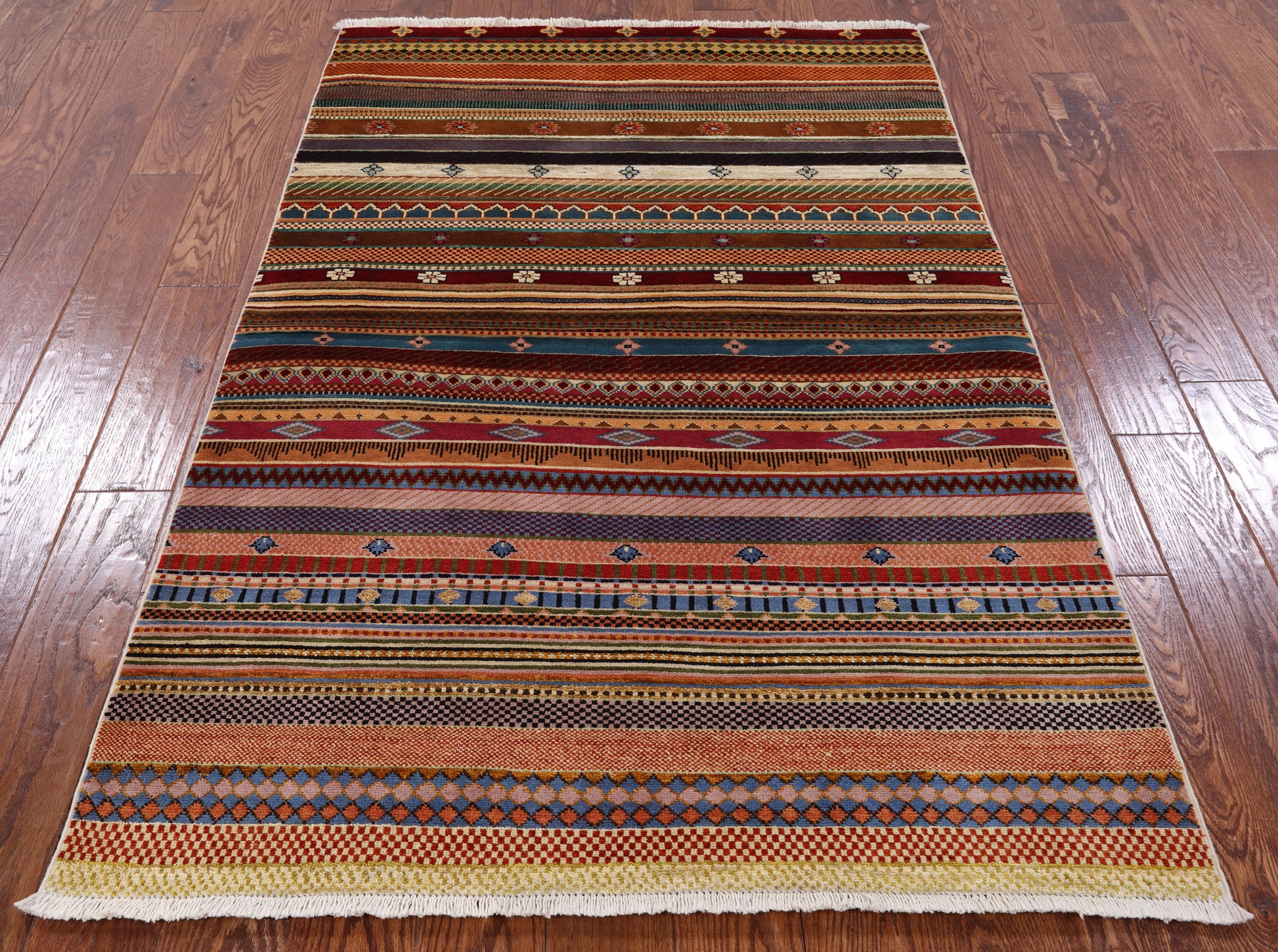Tribal Gabbeh Handmade Wool Area Rug - 3' 11" X 5' 11" - Golden Nile