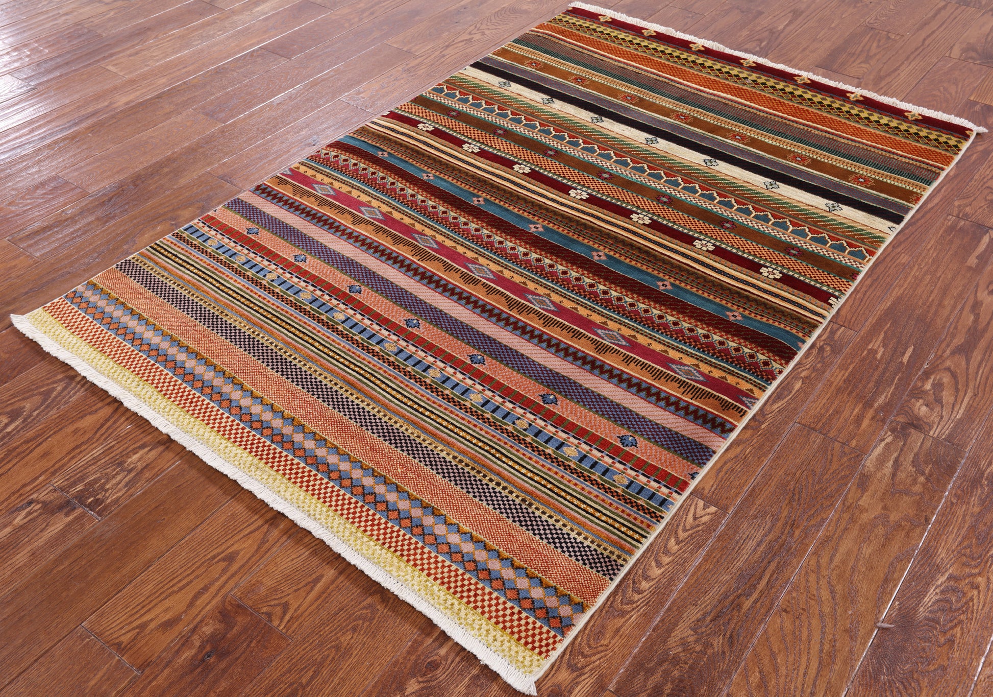 Tribal Gabbeh Handmade Wool Area Rug - 3' 11" X 5' 11" - Golden Nile