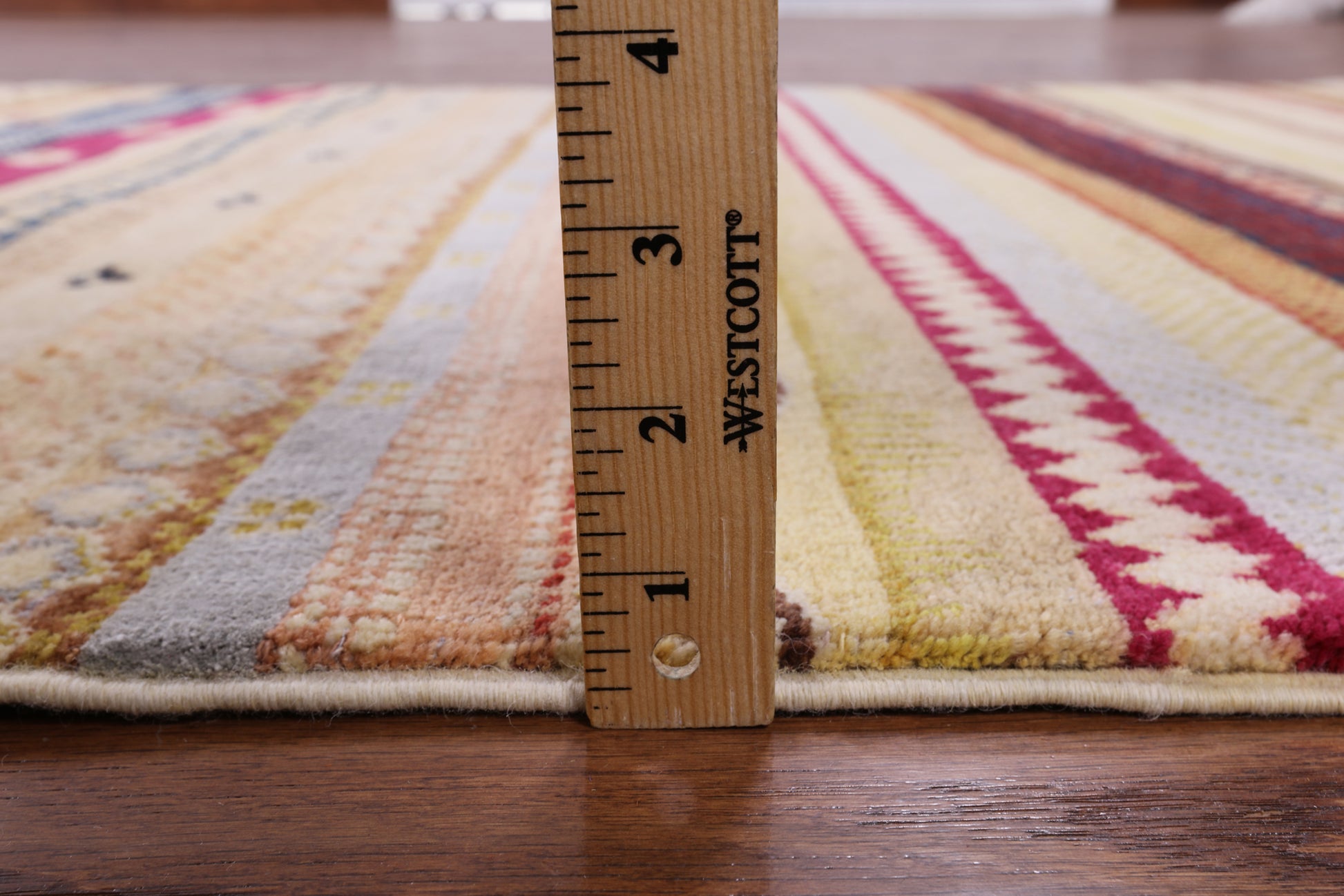Persian Gabbeh Handmade Wool Rug - 4' 0" X 6' 0" - Golden Nile