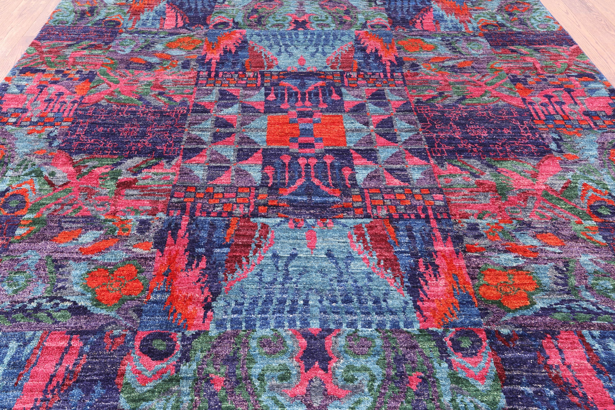 William Morris Hand Knotted Wool Area Rug - 7' 10" X 9' 10" - Golden Nile