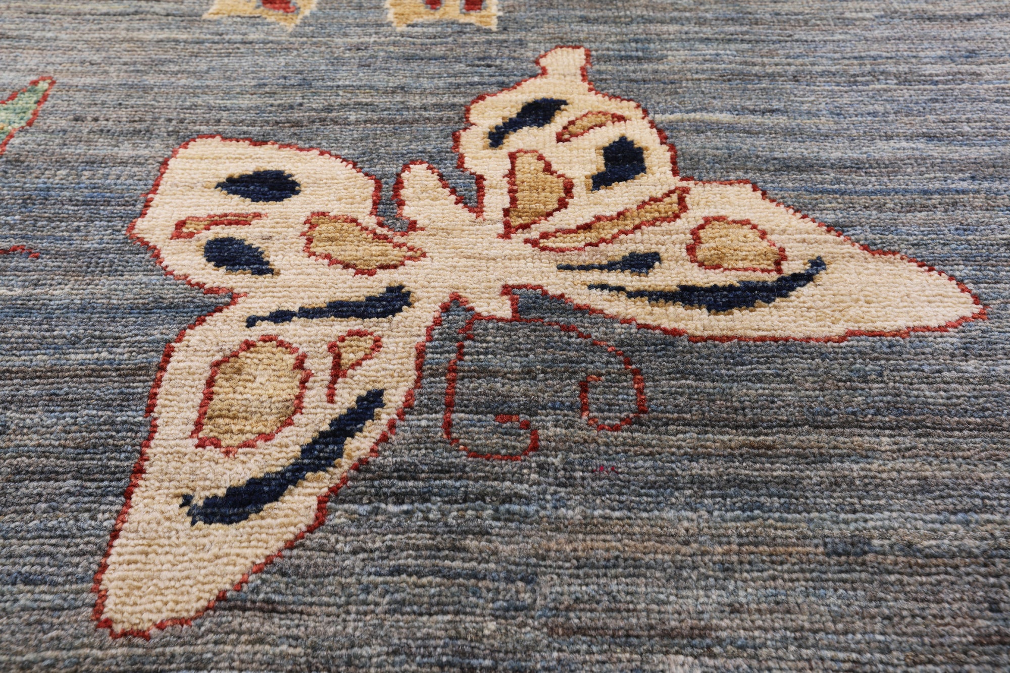 Grey Butterflies Design Modern Handmade Wool Rug - 5' 10" X 8' 9" - Golden Nile