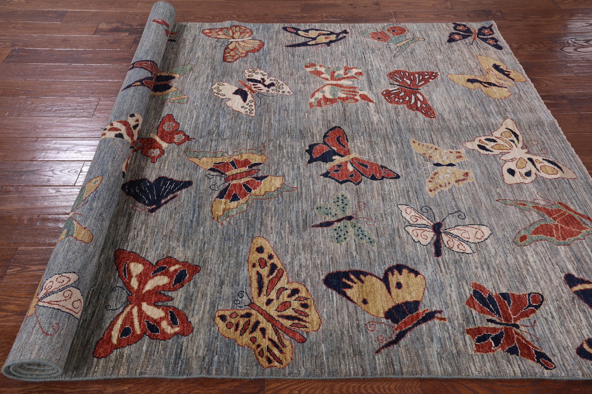 Grey Butterflies Design Modern Hand-Knotted Wool Rug - 6' 0" X 8' 7" - Golden Nile