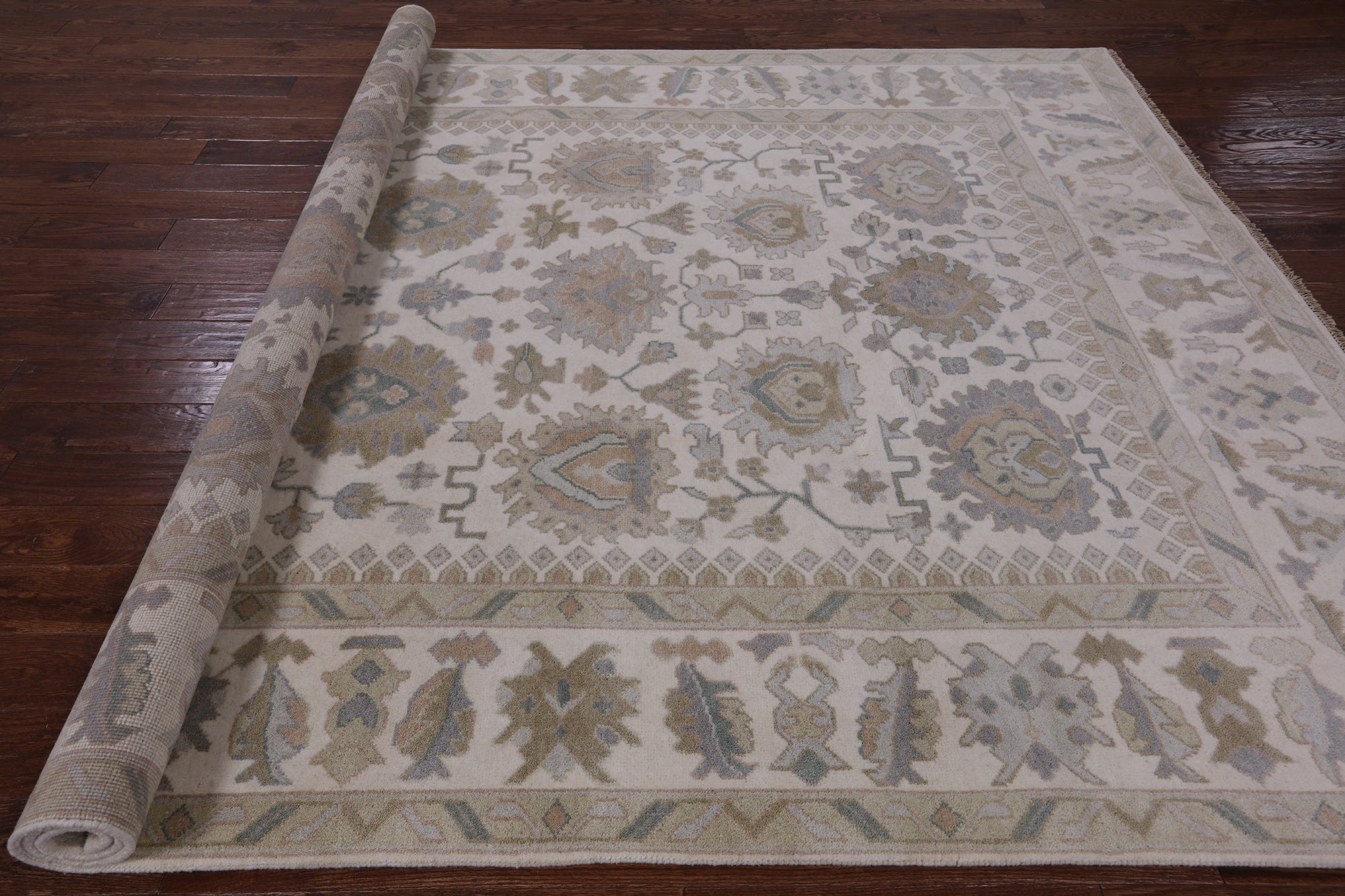 Ivory Turkish Oushak Handmade Wool Area Rug - 8' 0" X 10' 1" - Golden Nile