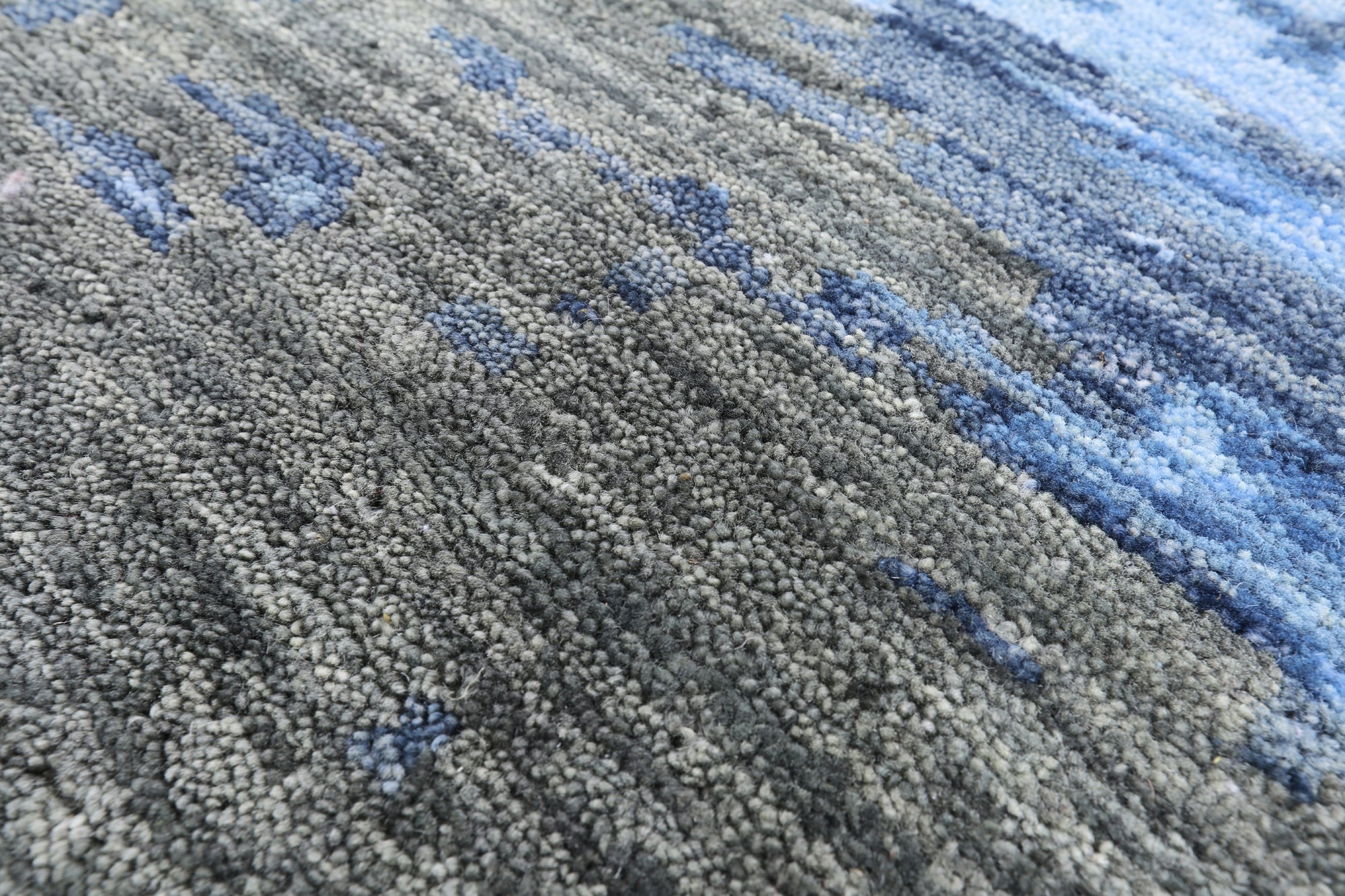 Abstract Contemporary Wool & Silk Handmade Rug - 9' 0" X 12' 2" - Golden Nile