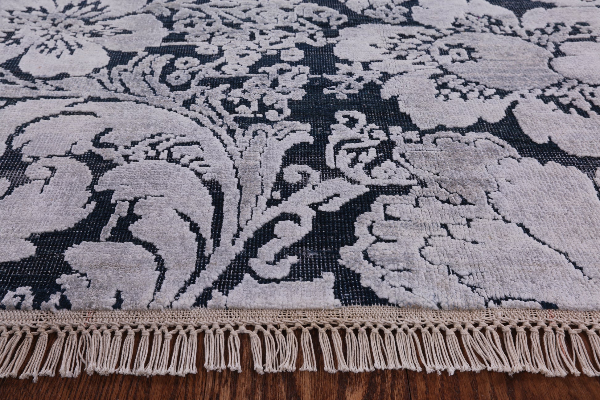 8' X 10' Pure Silk With Oxidized Wool Hand Knotted Rug - Golden Nile