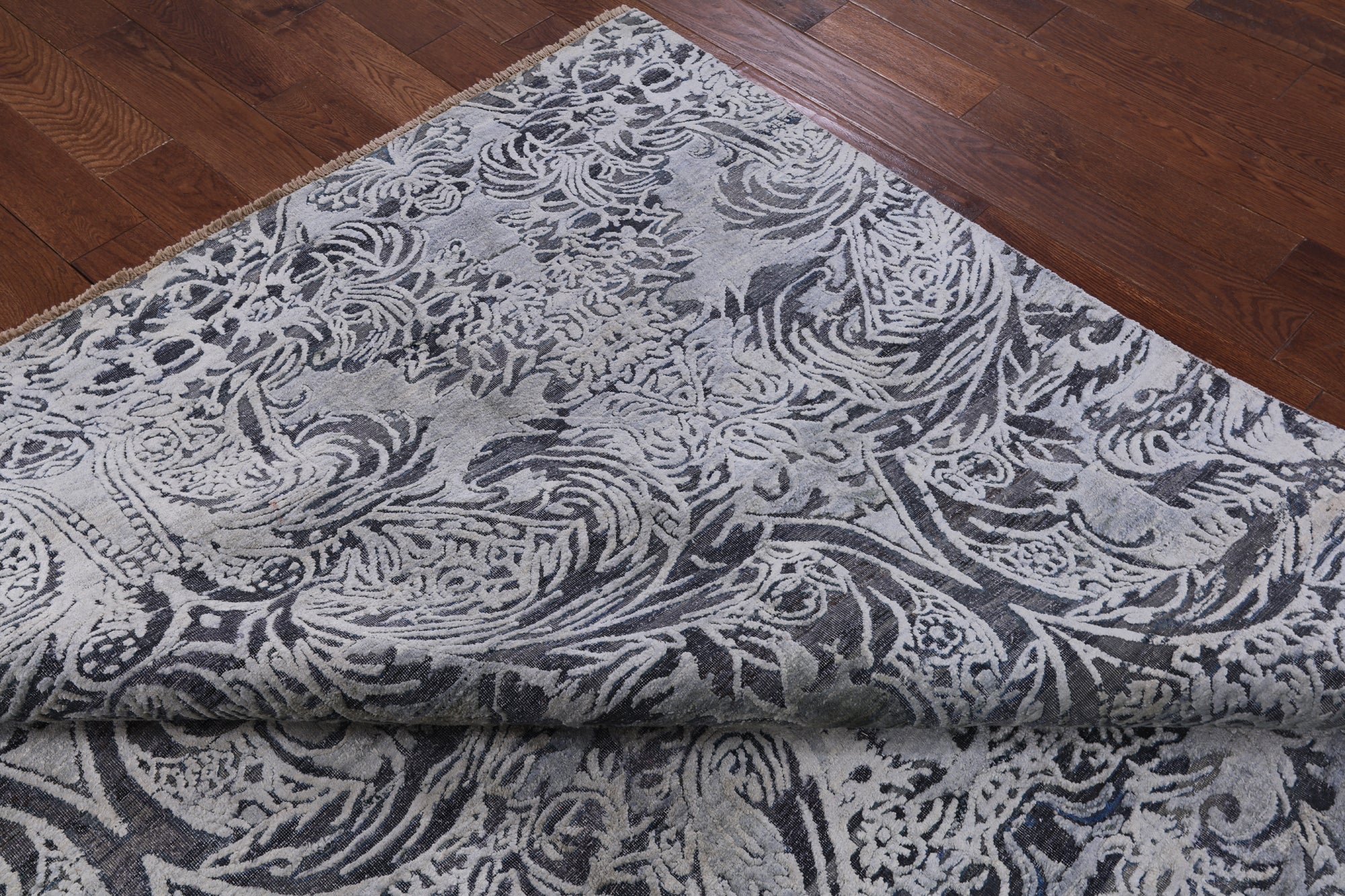 Grey 8' X 10' Hand Knotted With Oxidized Wool Area Rug - Golden Nile
