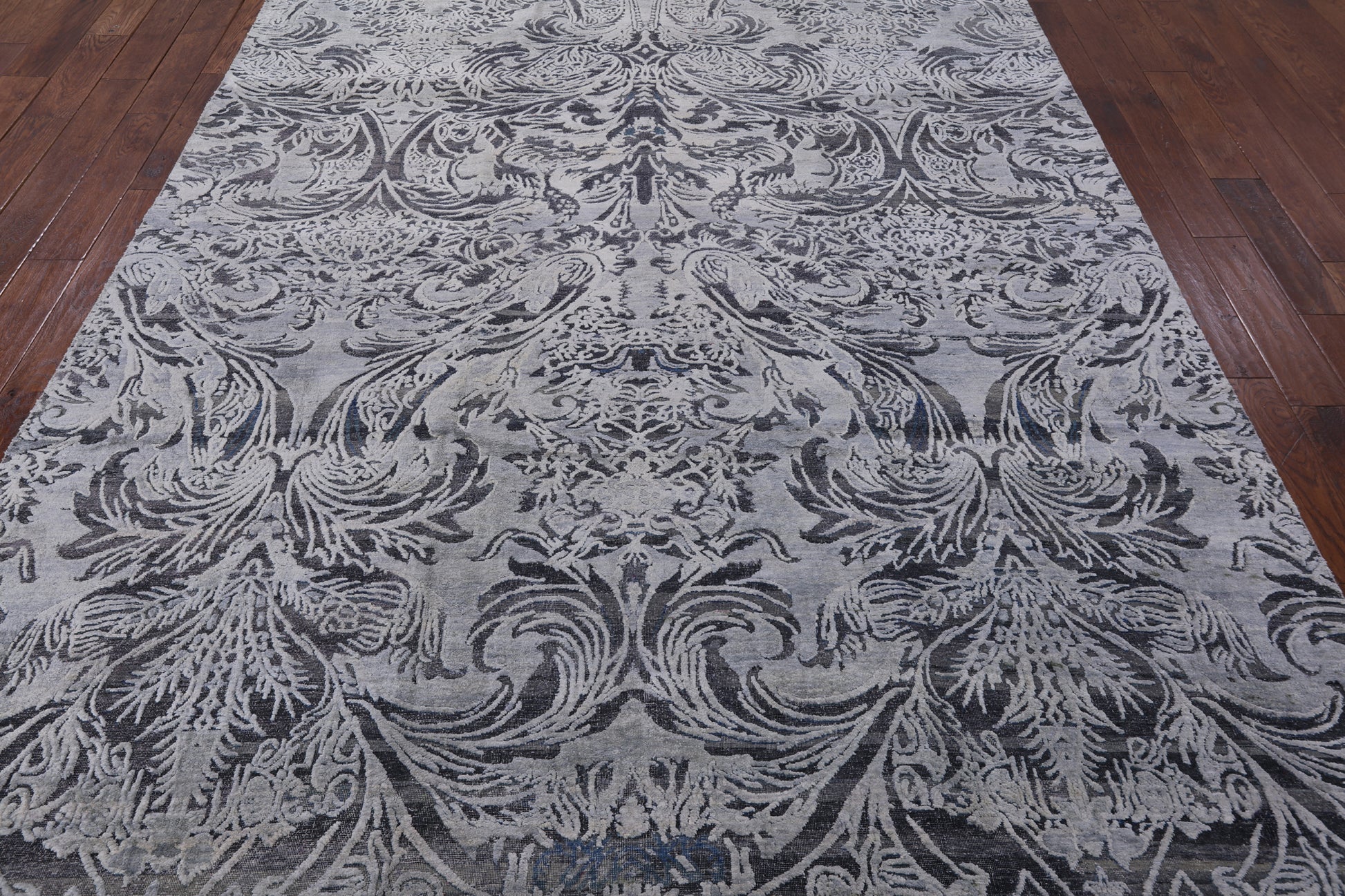 Grey 8' X 10' Hand Knotted With Oxidized Wool Area Rug - Golden Nile