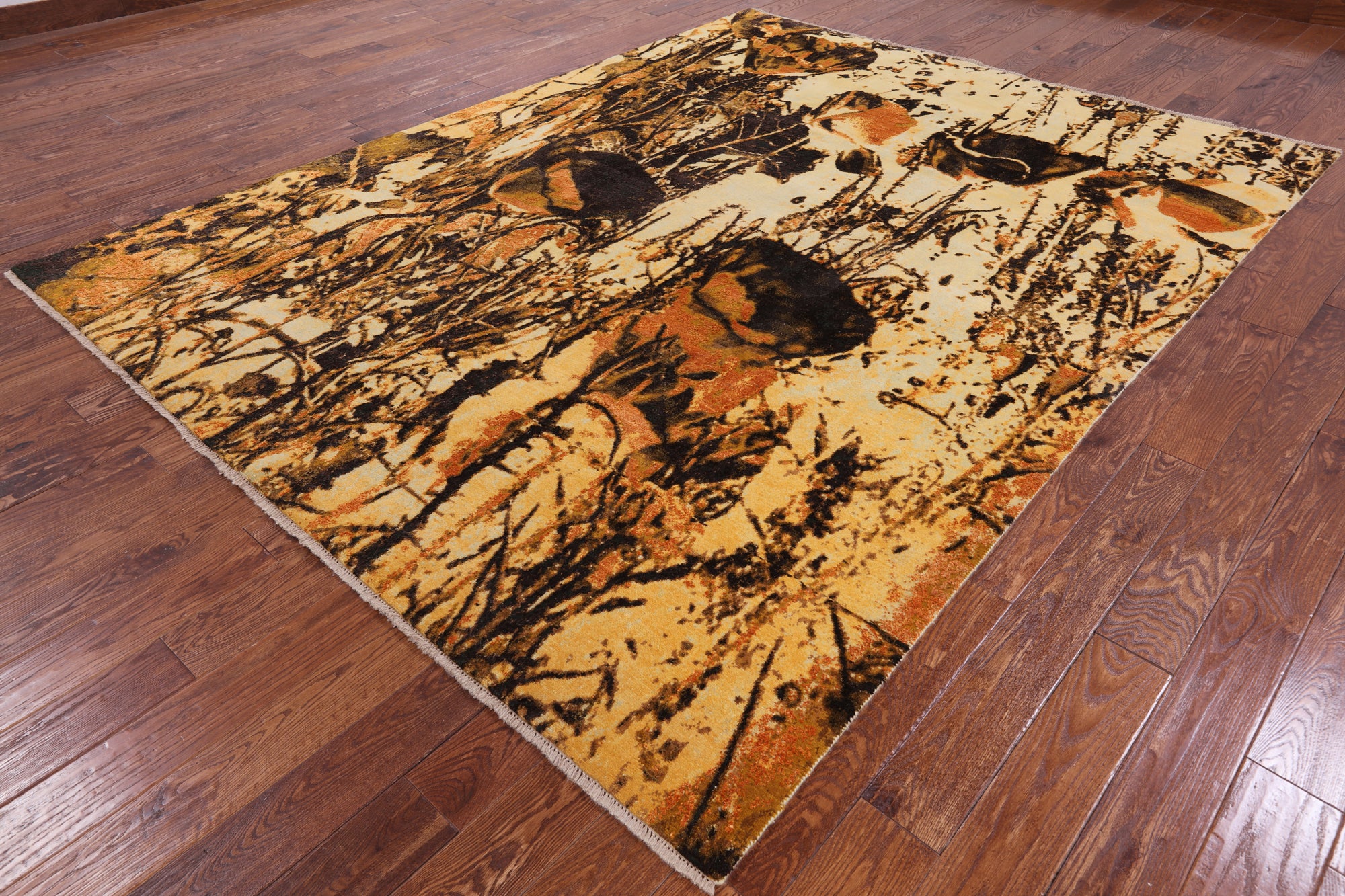 Modern Floral Hand Knotted Wool & Silk Area Rug - 7' 9" X 10' 1" - Golden Nile