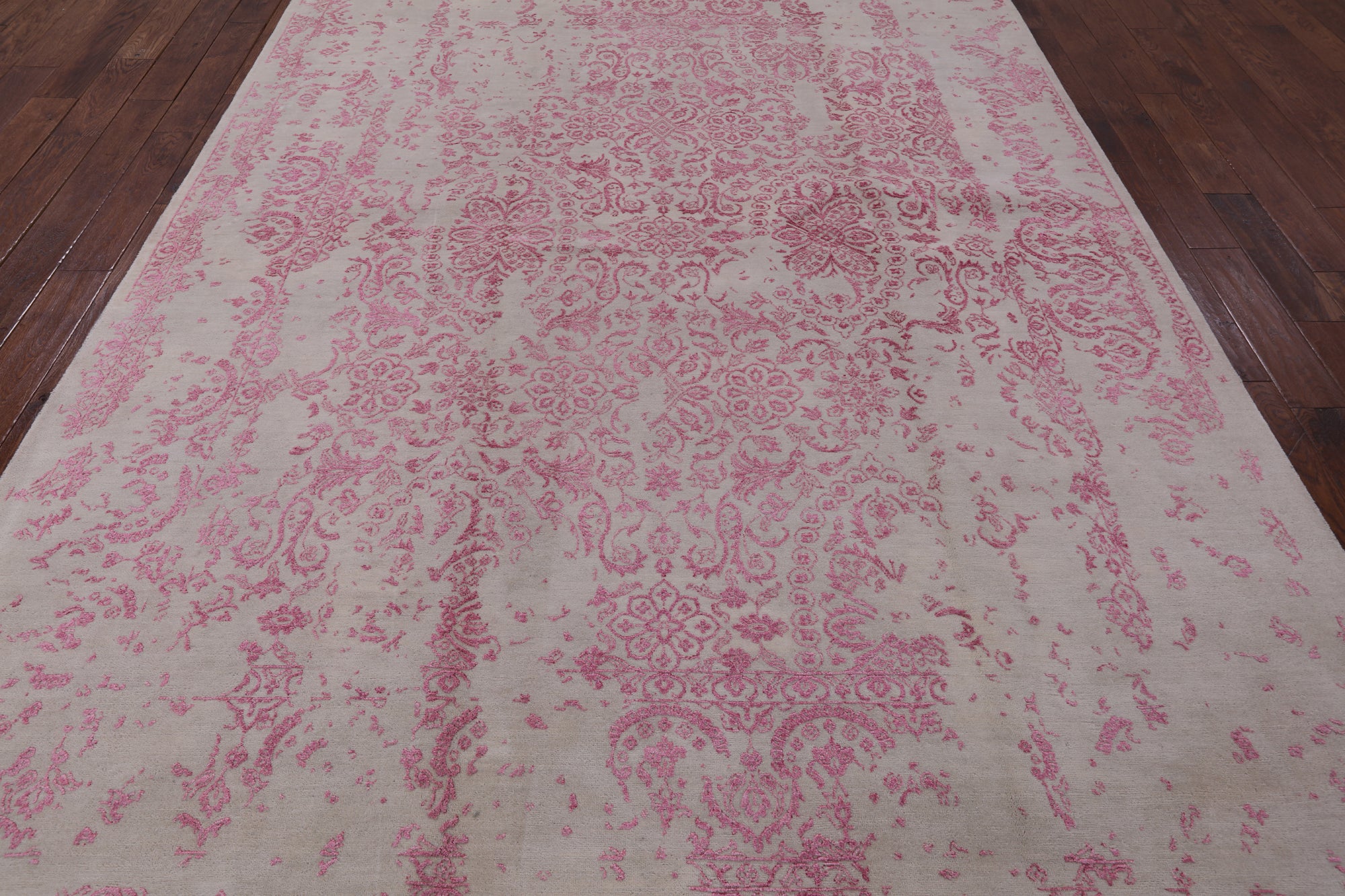 Ivory Modern Wool & Silk Hand Knotted Rug - 8' 1" X 10' 2" - Golden Nile