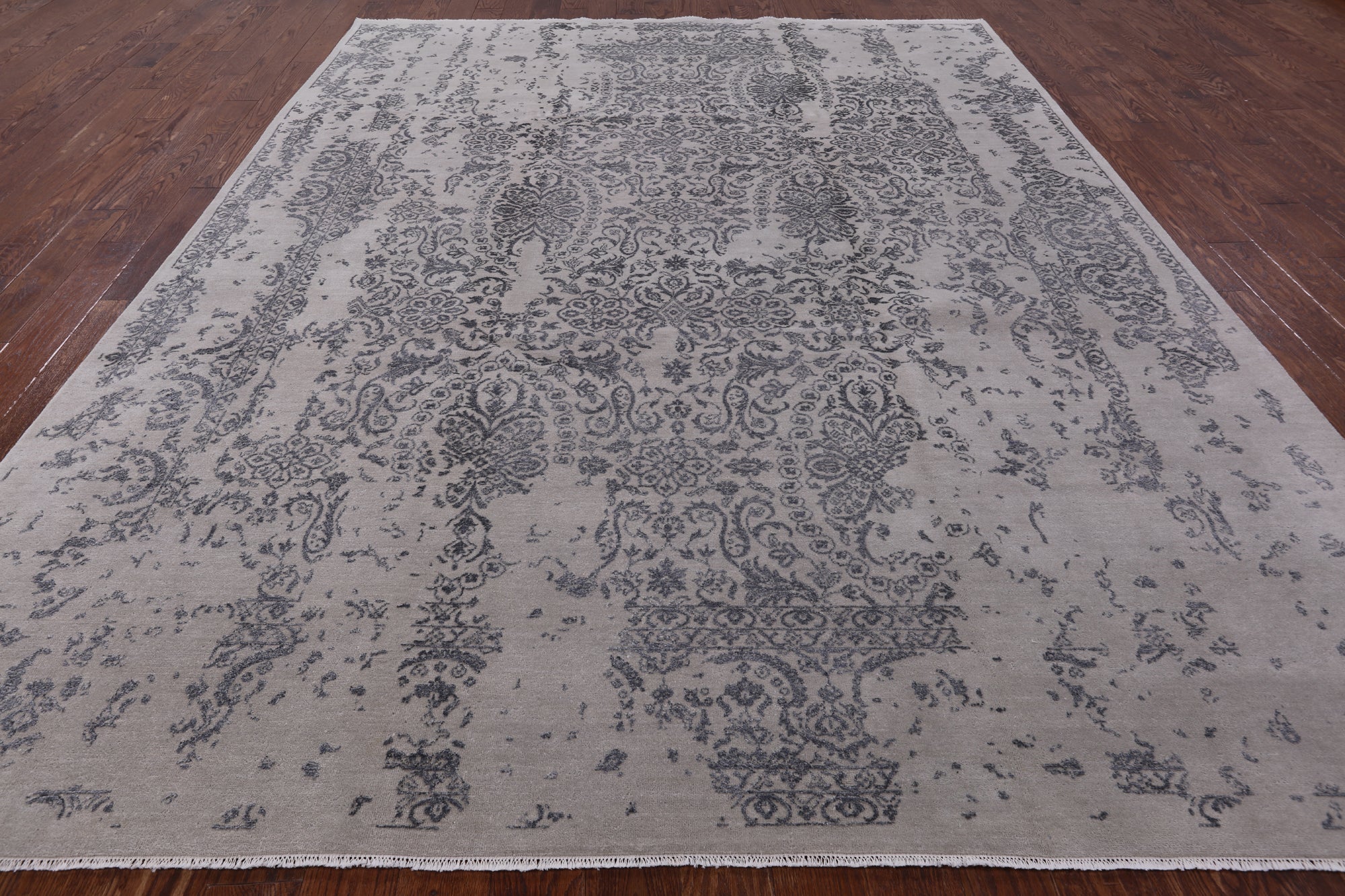 Grey Modern Wool & Silk Area Rug - 9' 0" X 11' 10" - Golden Nile