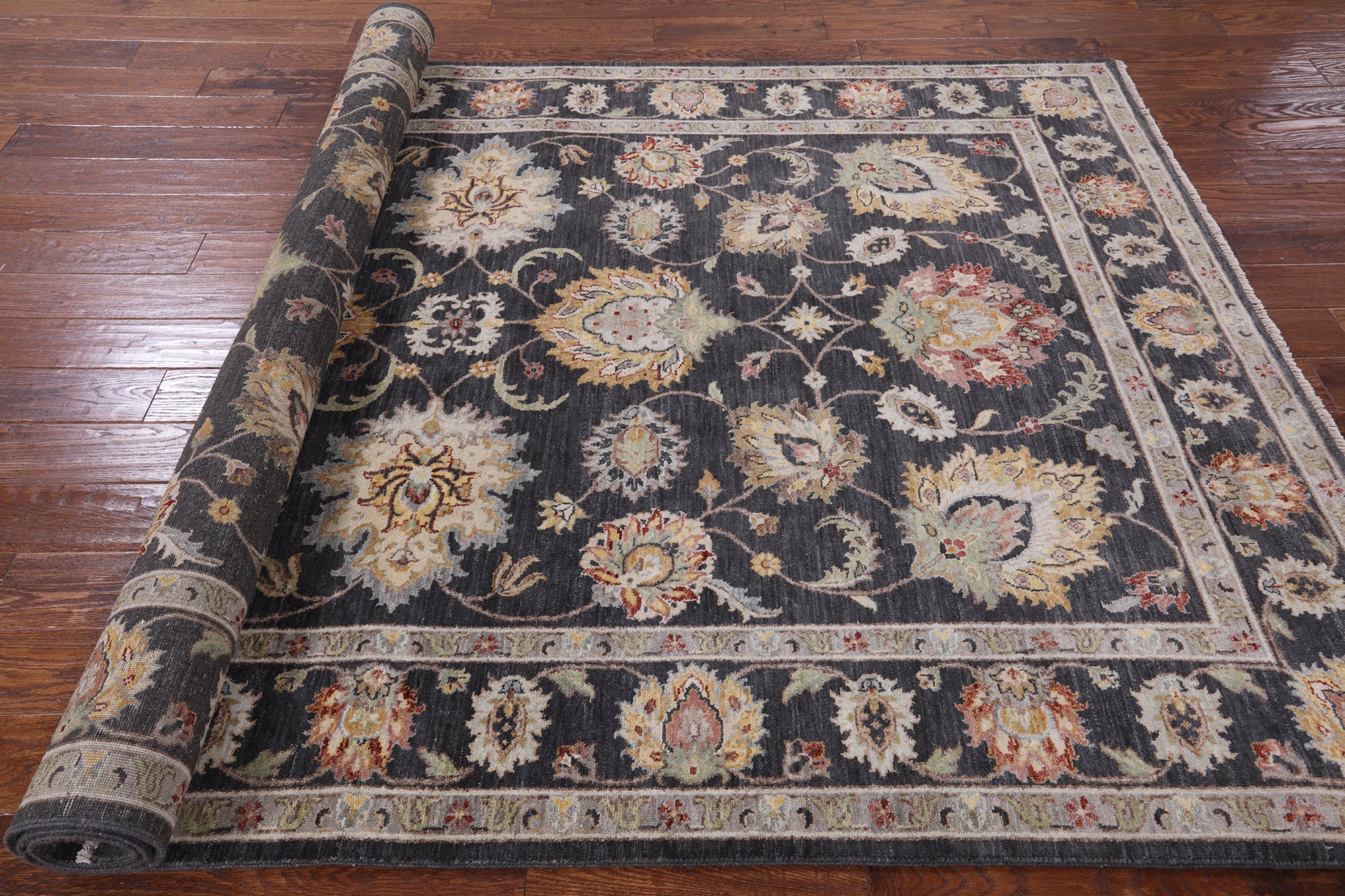 Grey Peshawar Handmade Wool Rug - 6' 3" X 9' 3" - Golden Nile