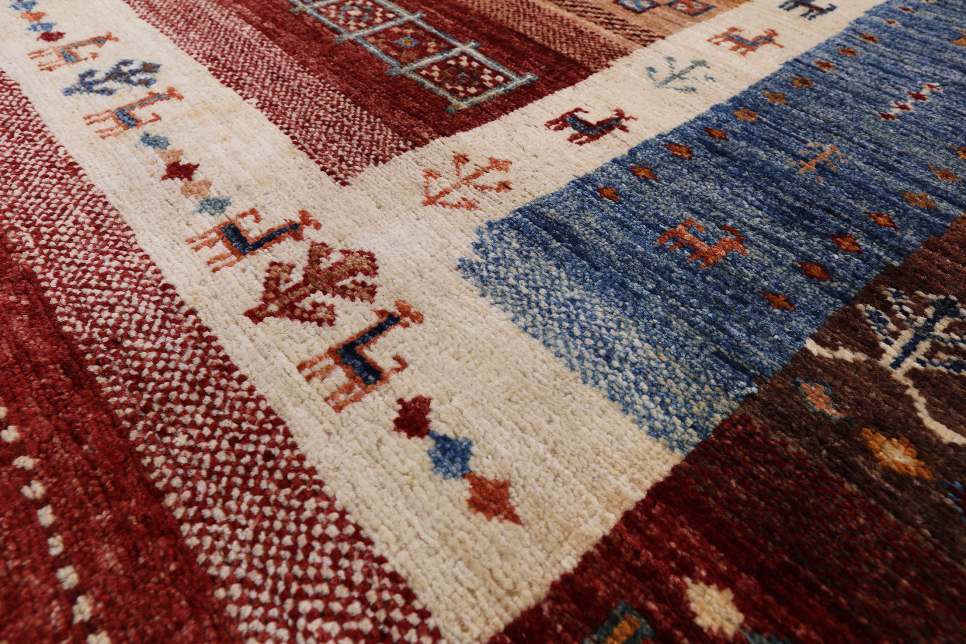 Persian Gabbeh Tribal Hand Knotted Wool Rug - 5' 2" X 6' 3" - Golden Nile