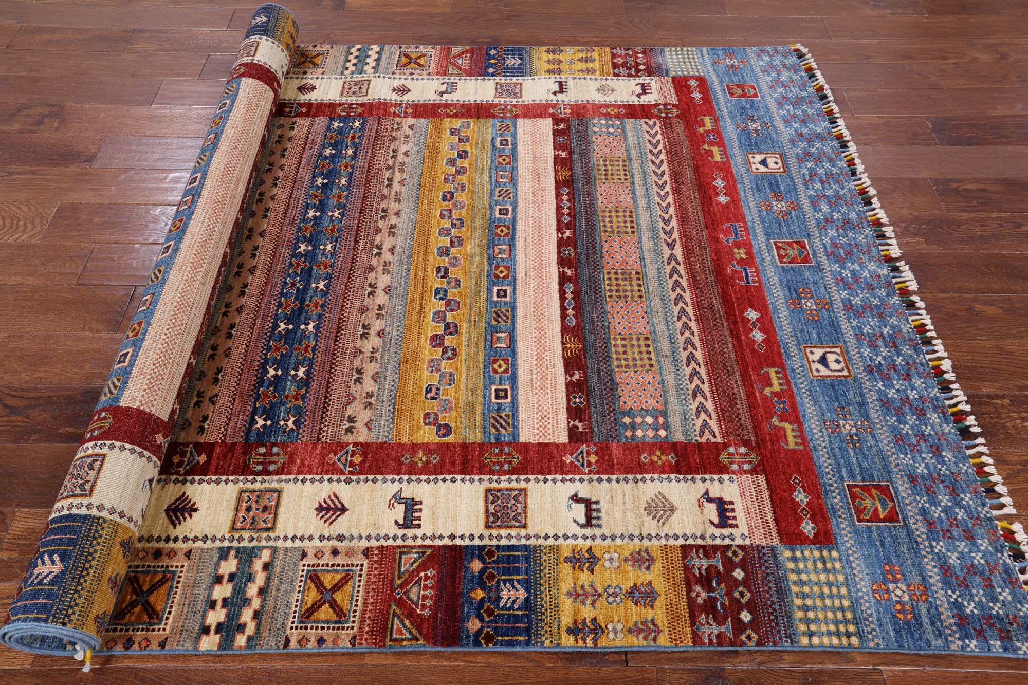 Tribal Gabbeh Hand Knotted Wool Rug - 5' 7" X 7' 11" - Golden Nile