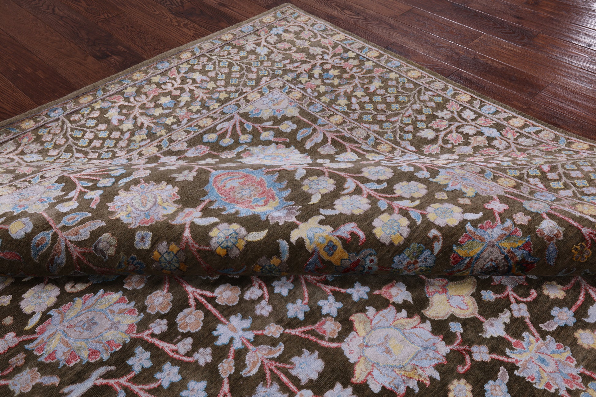 100% Silk With Oxidized Wool Handmade Area Rug - 8' 0" X 10' 0" - Golden Nile